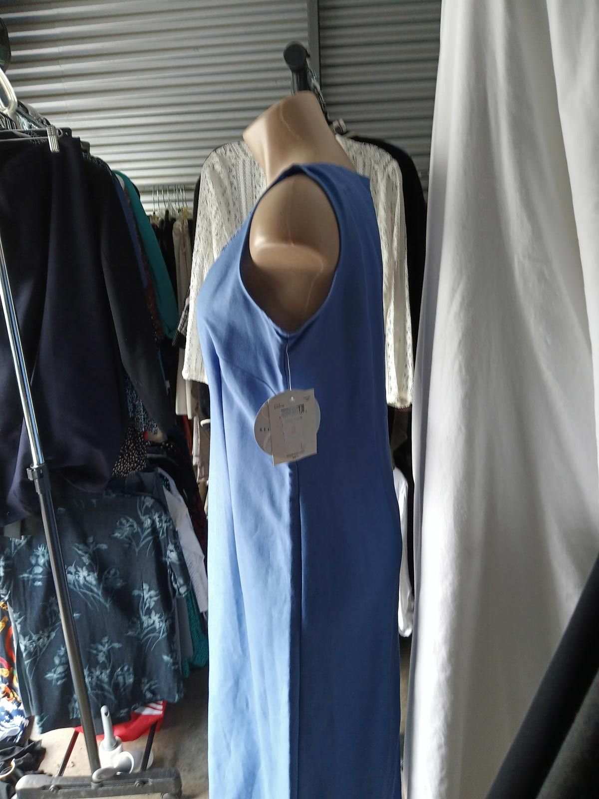Designer Elegant Blue Maxi Dress with Lace Detailing Size M / US 6-8 / IT 42-44 - 2 Thumbnail