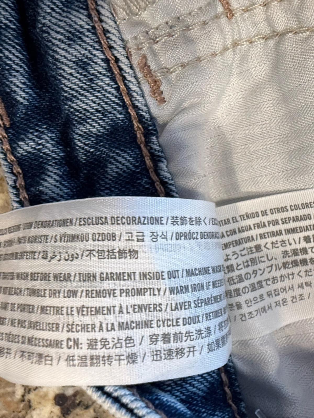 Other Hollister Ultralight High-Rise Mom Jean plaid patchwork 26”W Size 26" / US 2 / IT 38 - 7 Thumbnail