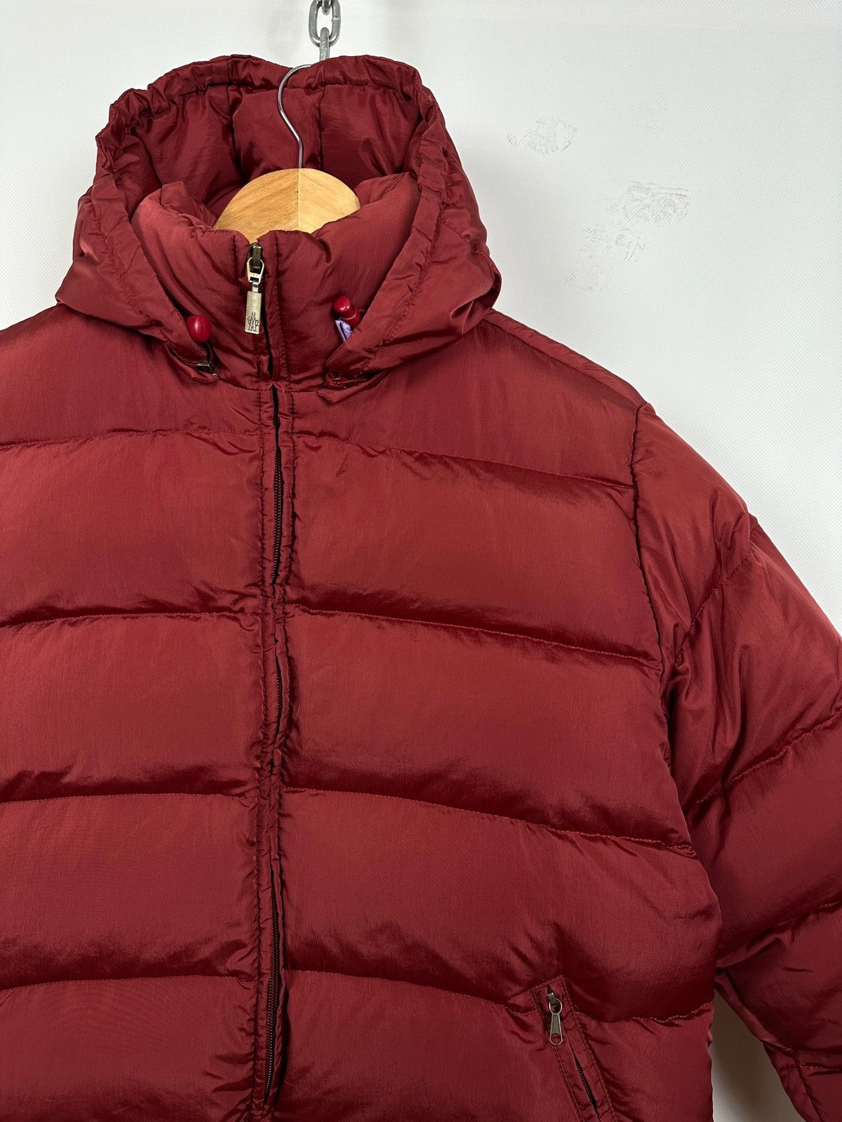 Moncler Vintage Moncler Nylon/Down Burgundy Puffer Jacket Size US L / EU 52-54 / 3 - 12 Thumbnail