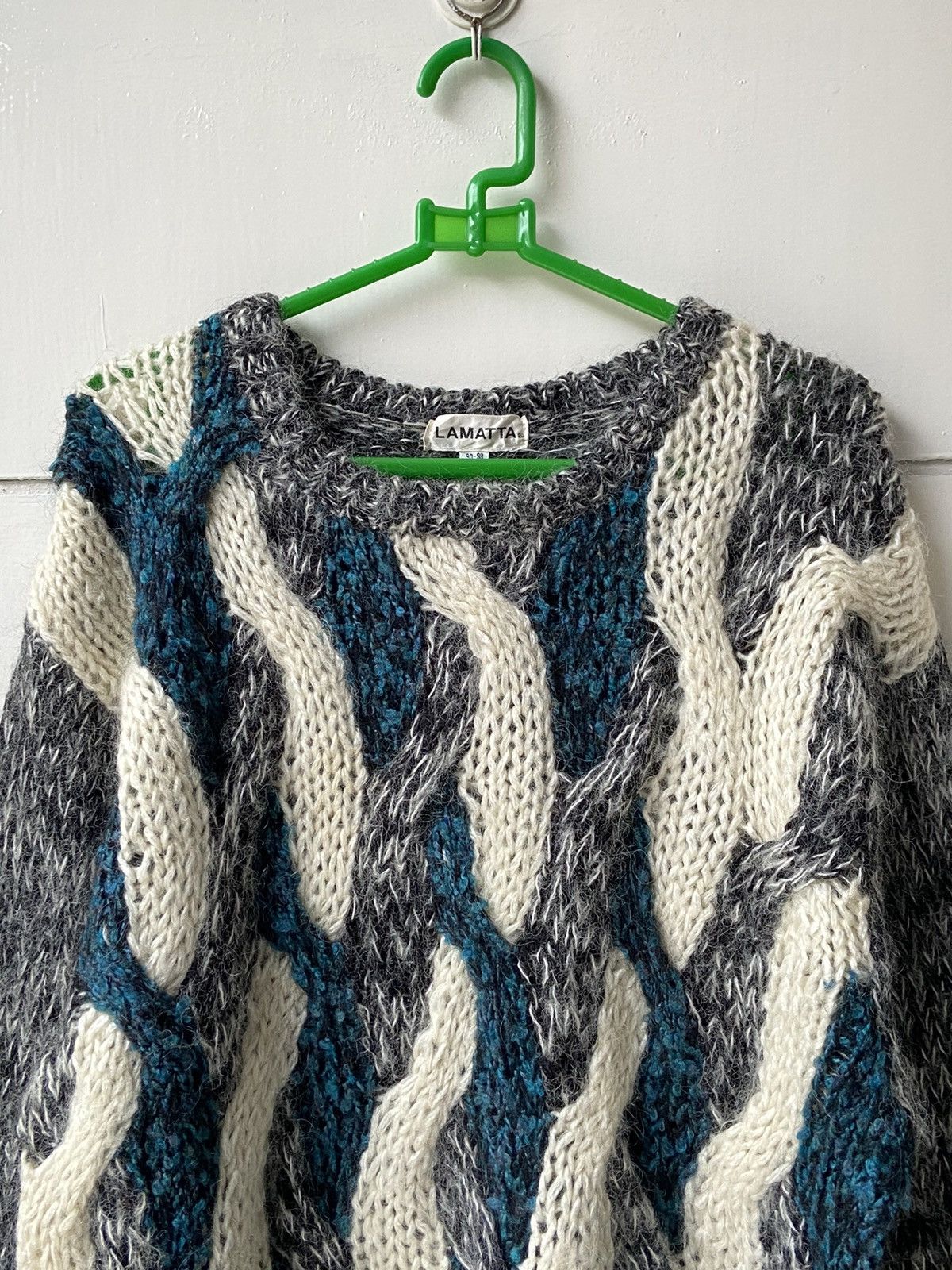 Handmade LAMATTA Hand Knitting Sweater Size US M / EU 48-50 / 2 - 3 Thumbnail