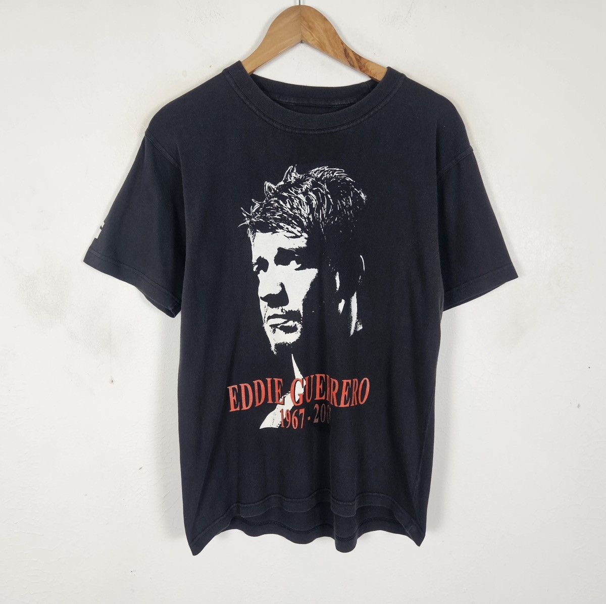 WWF Vintage Eddie Guerrero Wwf Viva La Raza Latino tshirt Size US M / EU 48-50 / 2 - 3 Thumbnail