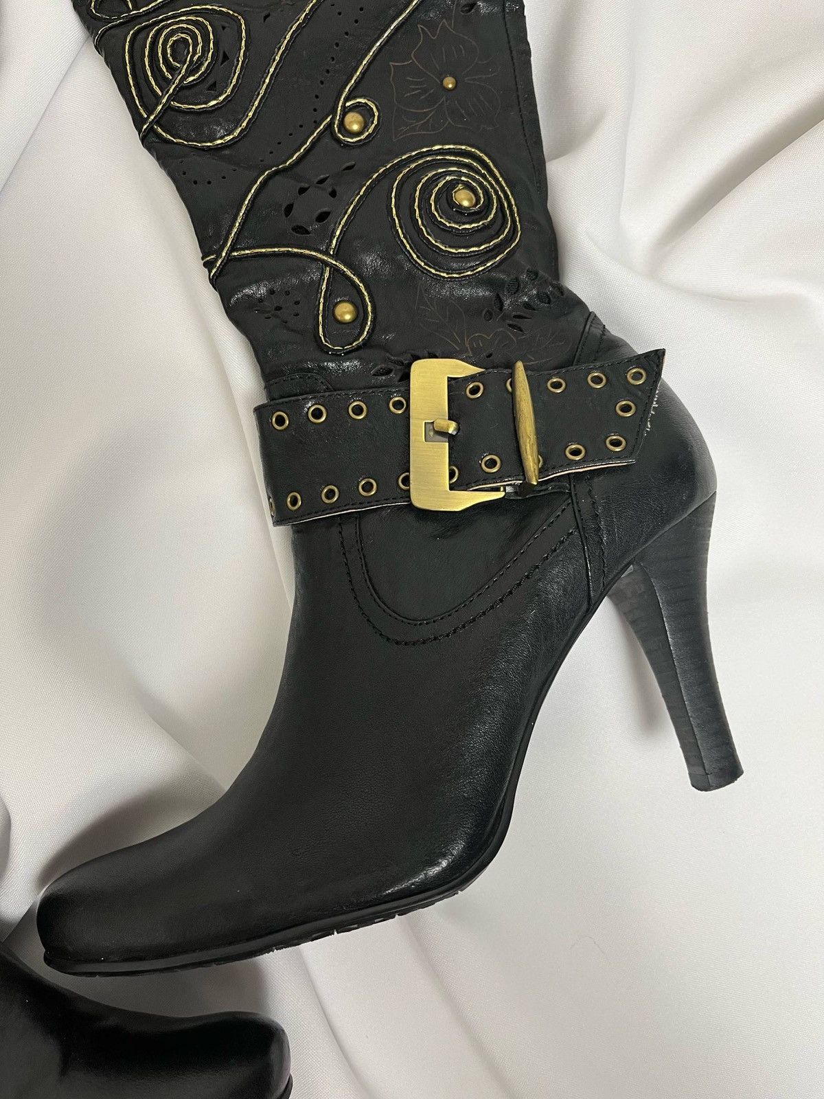 Vintage MALLANEE Archive Y2K Whimsigoth Gold Embroidered Boots Size US 9 / IT 39 - 4 Thumbnail