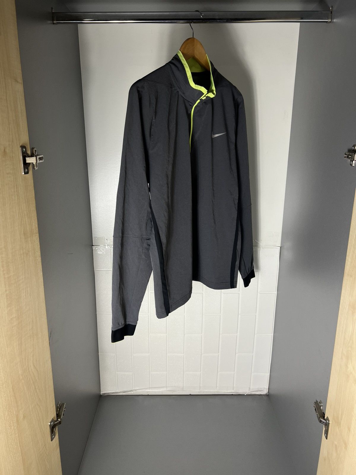 Nike VINTAGE NIKE GOLF RACK LIGHT JACKET RUNNING RETRO Y2K DRILL Size US M / EU 48-50 / 2 - 4 Thumbnail