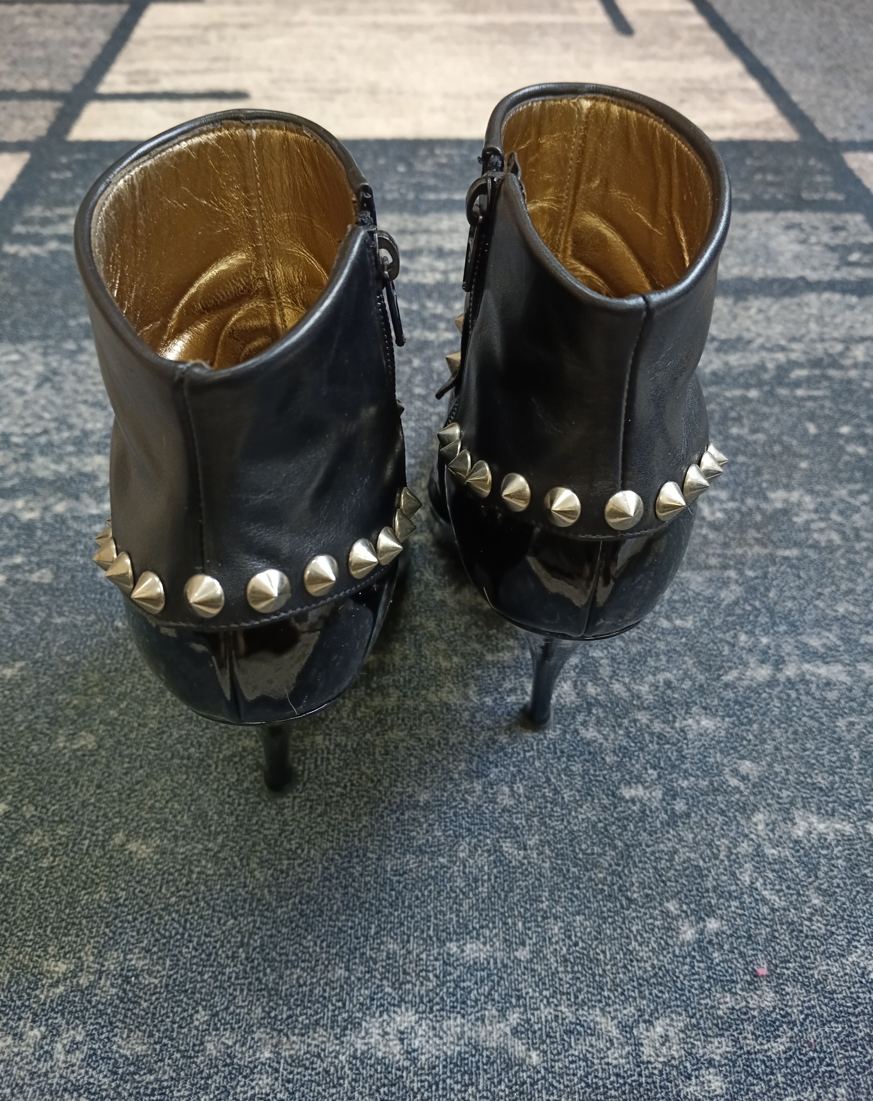 Dolce & Gabbana DOLCE&GABBANA STUDDED Size US 7 / IT 37 - 6 Thumbnail