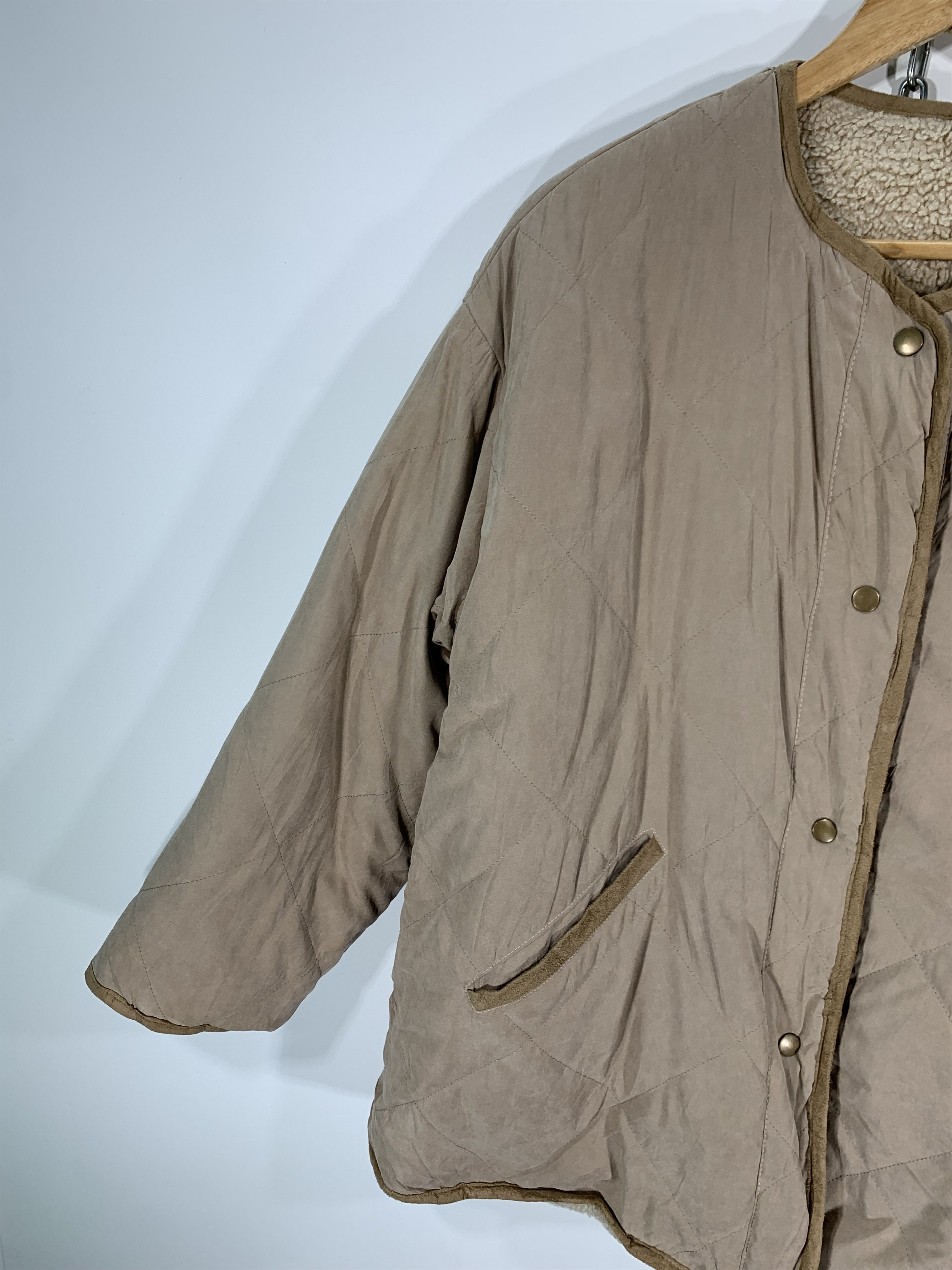 Japanese Brand ⚡️Sherpa reversible Snap Button Size US M / EU 48-50 / 2 - 3 Thumbnail