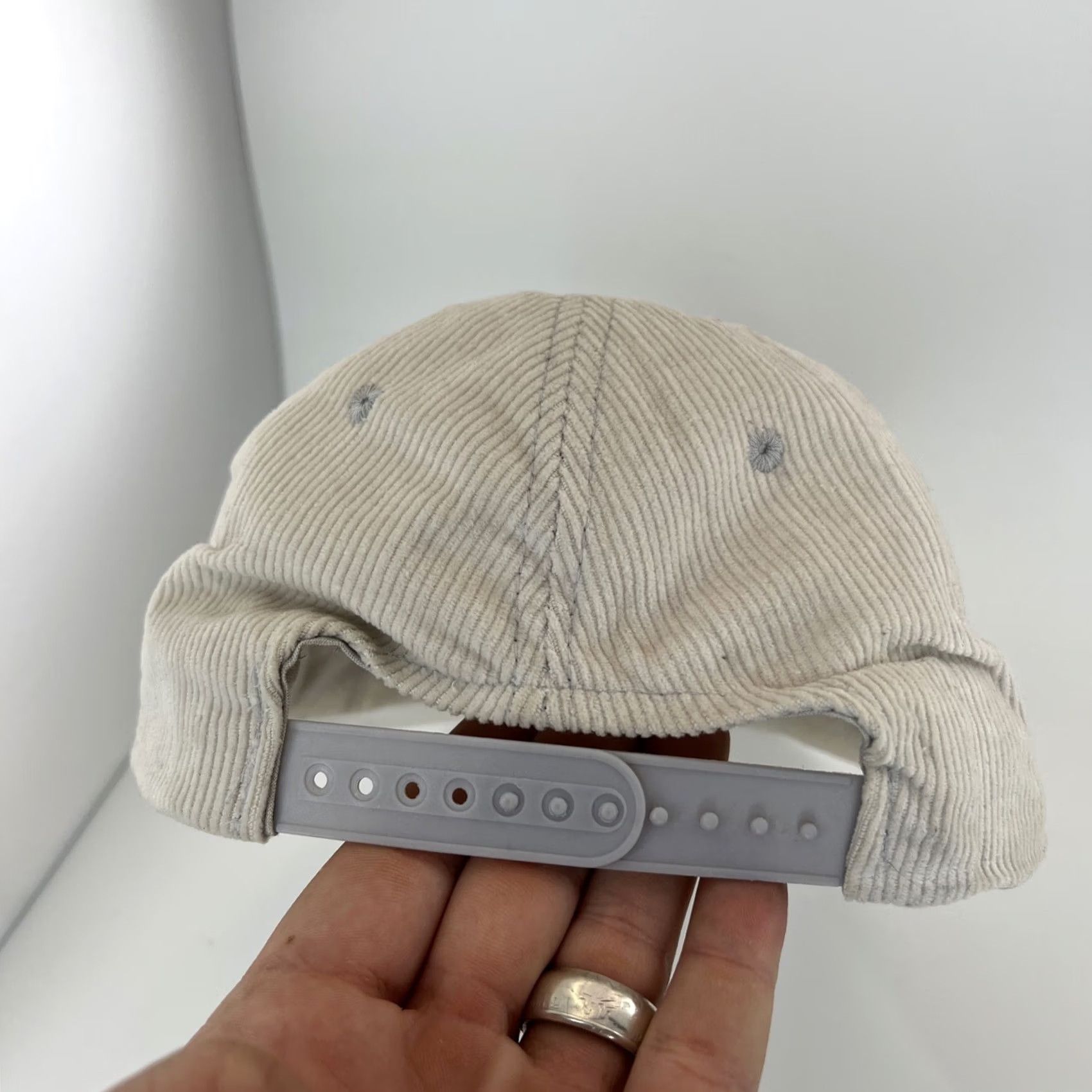 Vintage VINTAGE Alaska Corduroy Rope Hat Tan Cap Trucker Snapback Adjustable Patch 1980s Mens Womens Boys Girls Size ONE SIZE - 5 Thumbnail