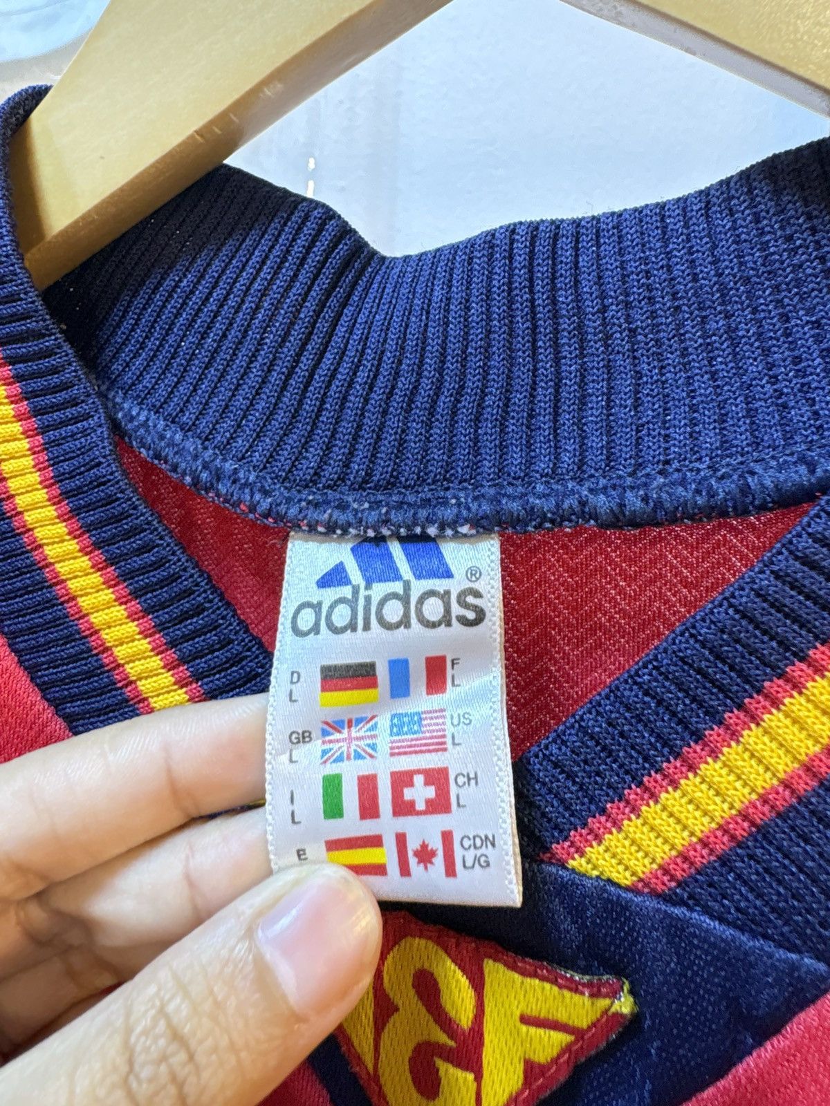 Adidas Vintage 1998 Spain Football Team Home Kit Size US L / EU 52-54 / 3 - 5 Thumbnail