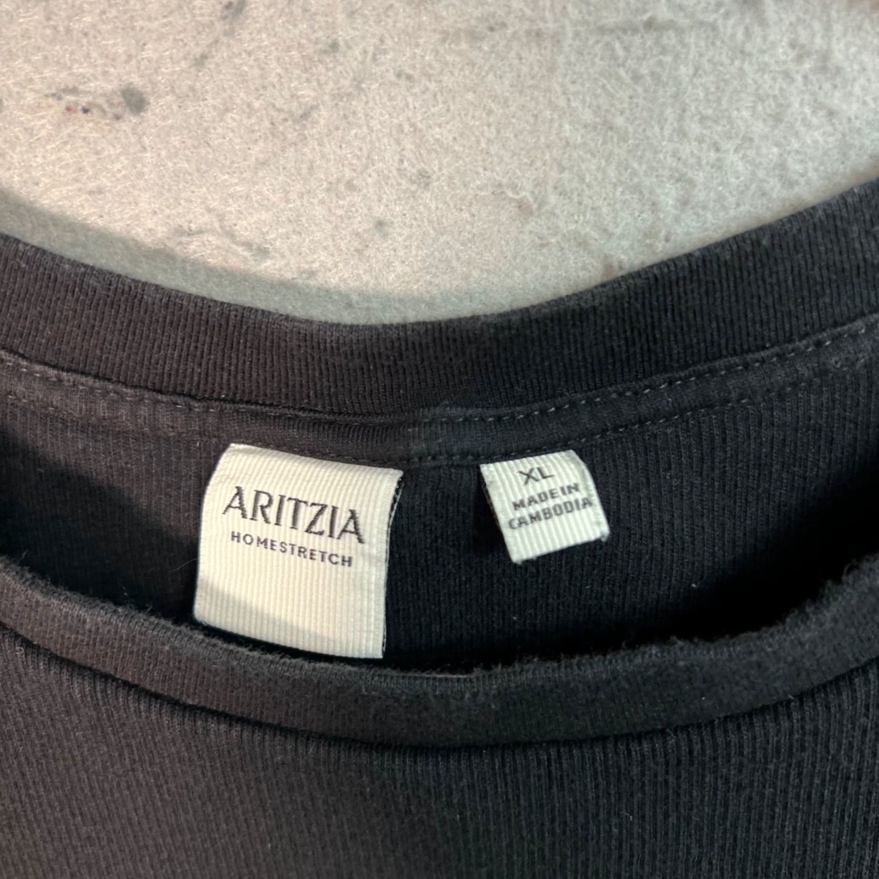 Aritzia VINTAGE Aritzia Shirt Adult Womens XL Black Crop Top T Shirt Cotton Blend Elastane Crew Neck Short Sleeve Size XL / US 12-14 / IT 48-50 - 3 Thumbnail