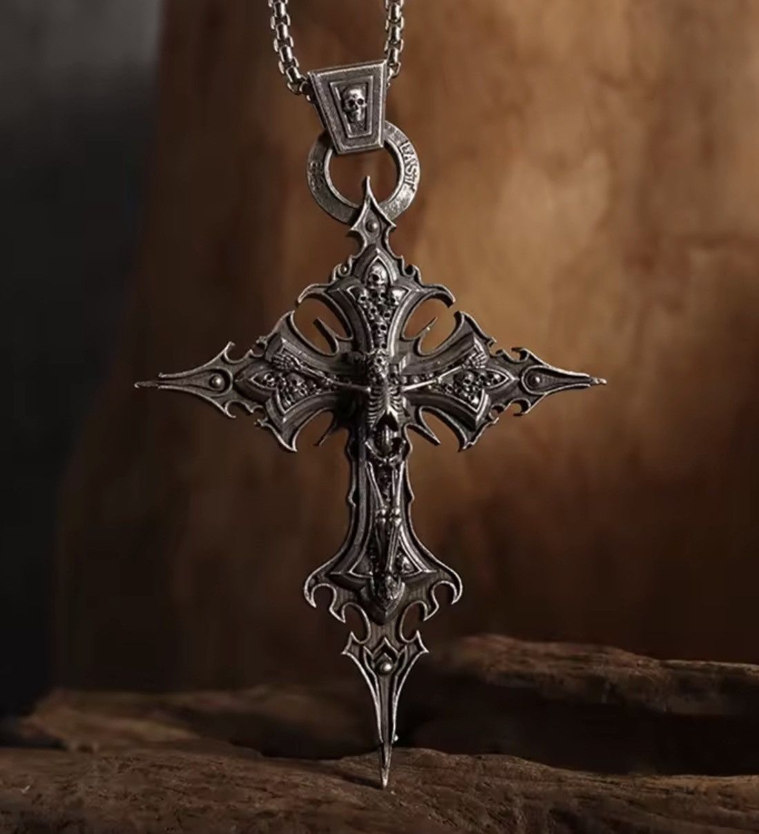 Jewelry Gothic Skeleton Cross Necklace Size ONE SIZE - 2 Thumbnail