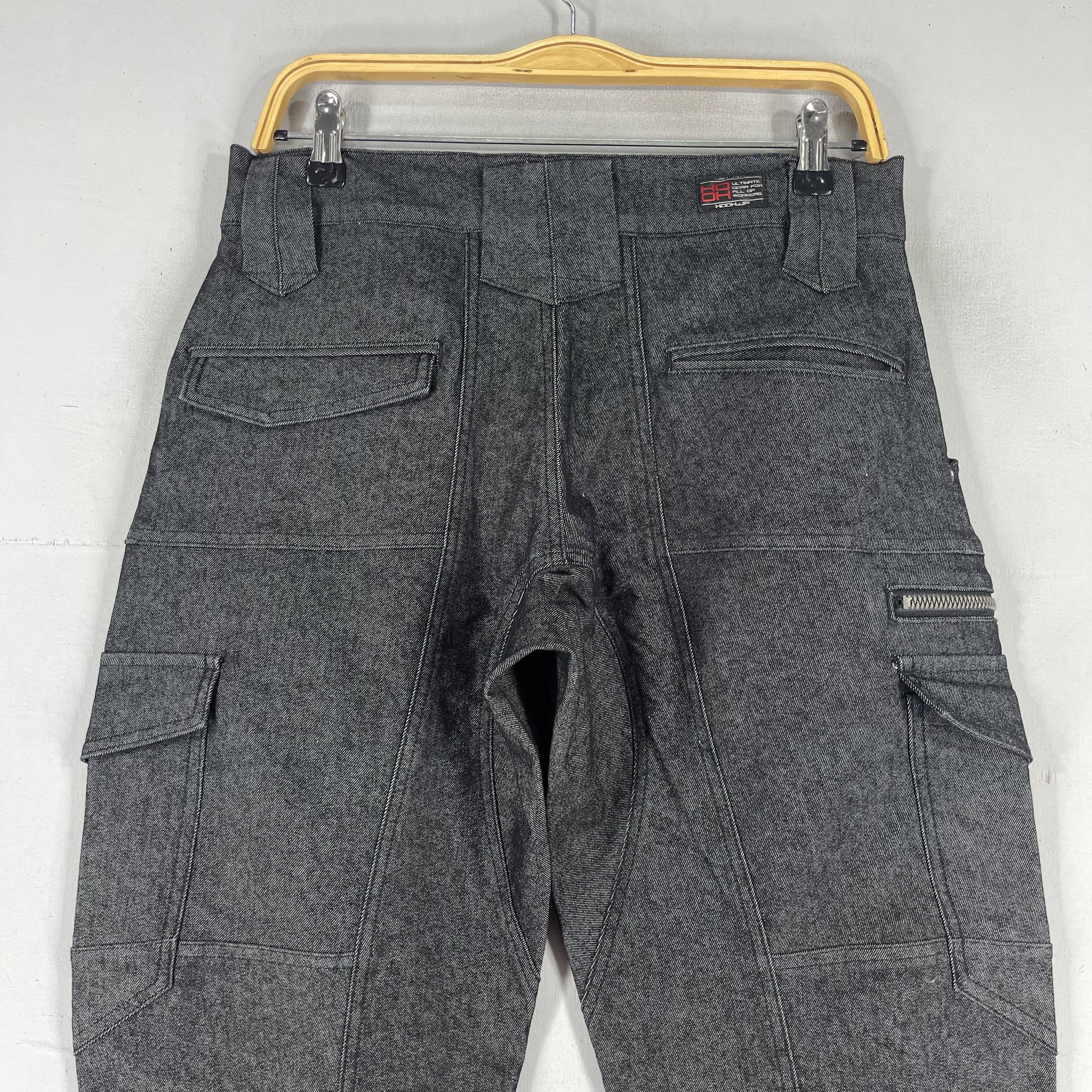 Japanese Brand Vintage Japanese Hook-Up Black Padded Bondage Cargo Pant Size US 30 / EU 46 - 8 Thumbnail