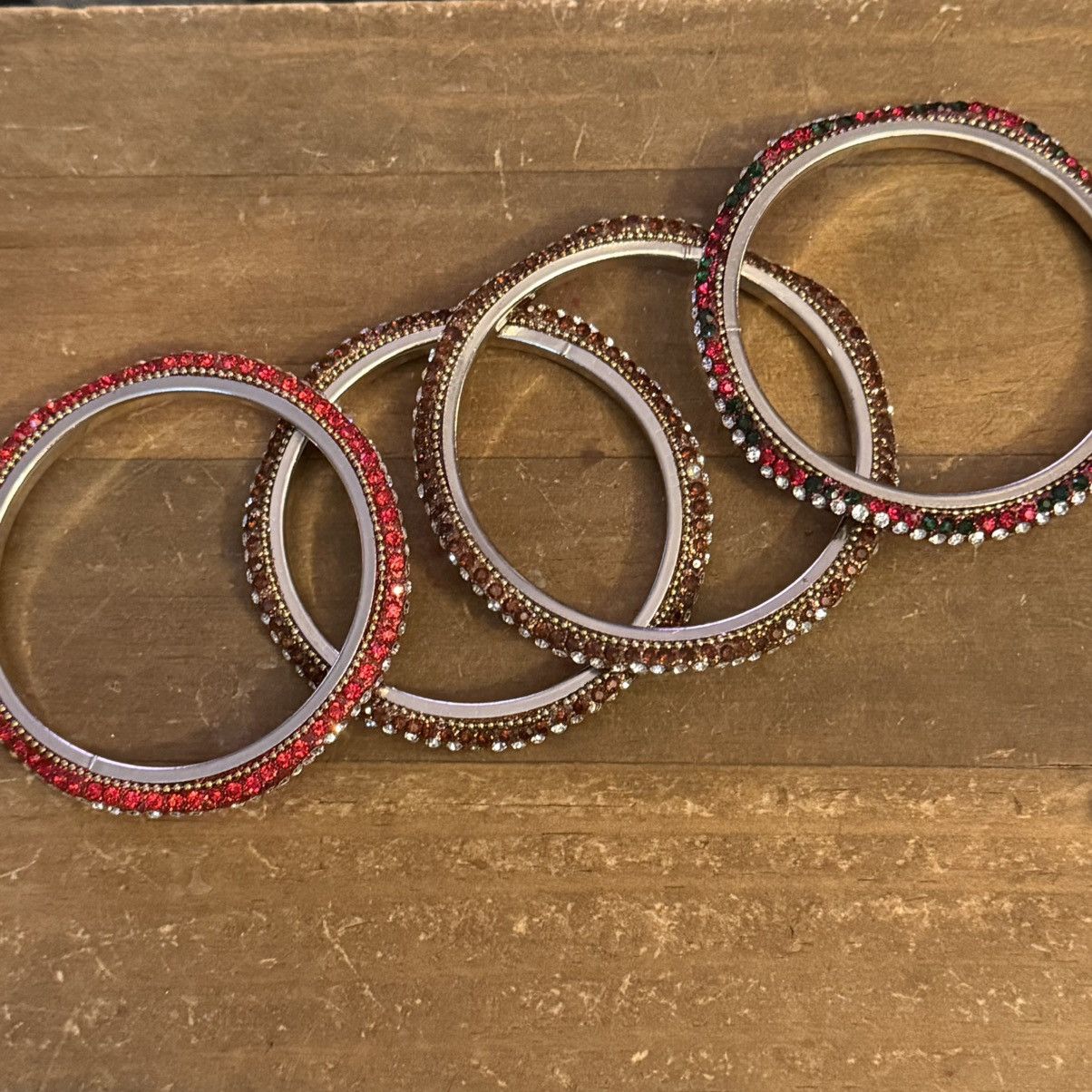 Other Assorted multicolor wavy rhinestone bangle bracelets Size ONE SIZE - 3 Thumbnail