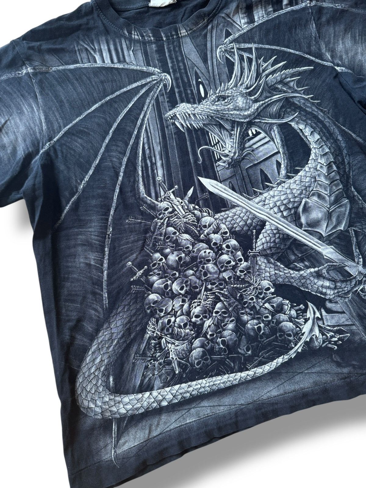 Liquid Blue *RARE* 90s VINTAGE LIQUID BLUE DRAGON LAIR SKULL DEATH GOTH Size US L / EU 52-54 / 3 - 2 Thumbnail