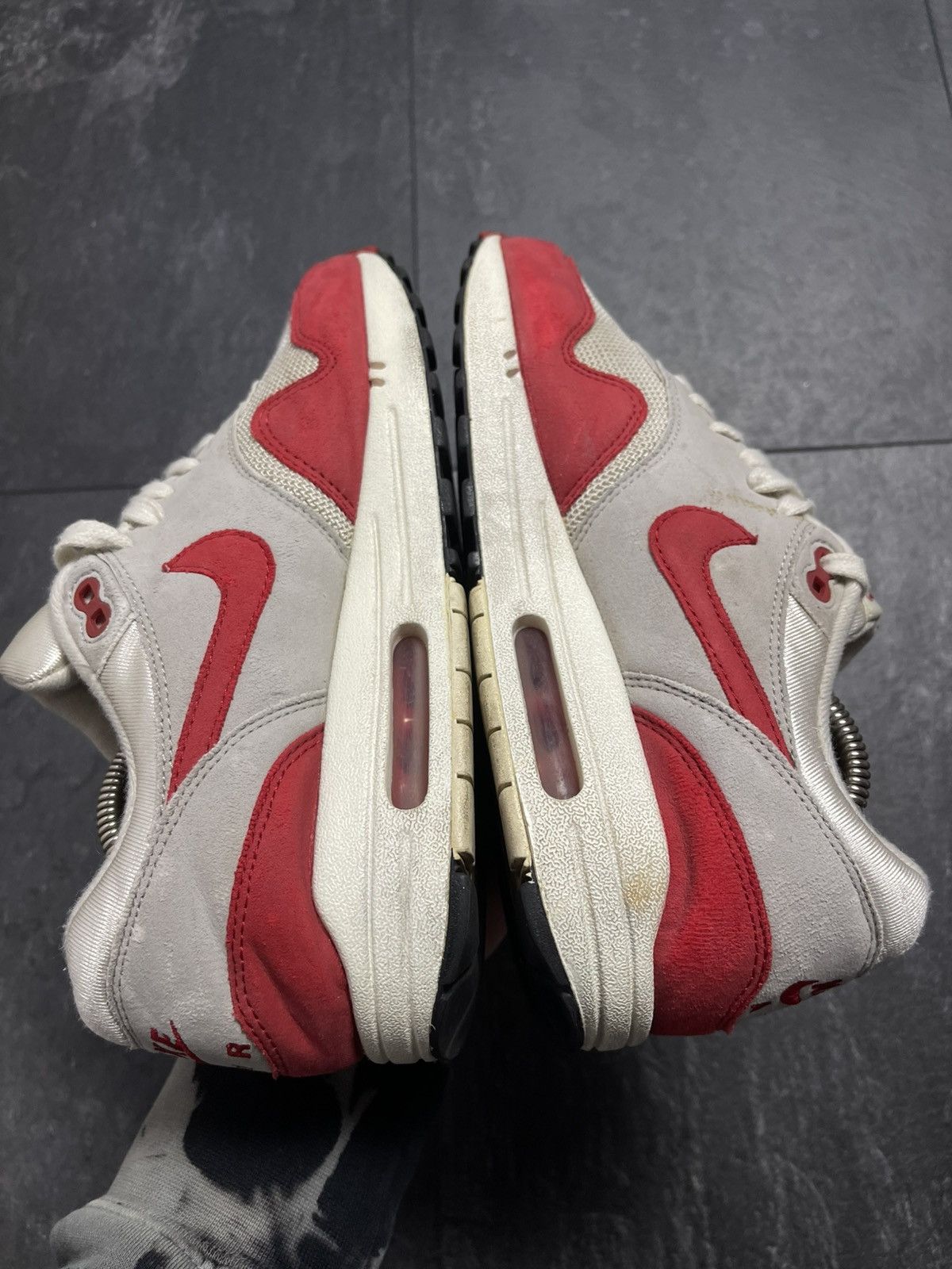 Nike × Streetwear × Vintage Nike Air Max 1 OG Red White Grey Black 2012 Mens Size US 7 / EU 40 - 15 Thumbnail