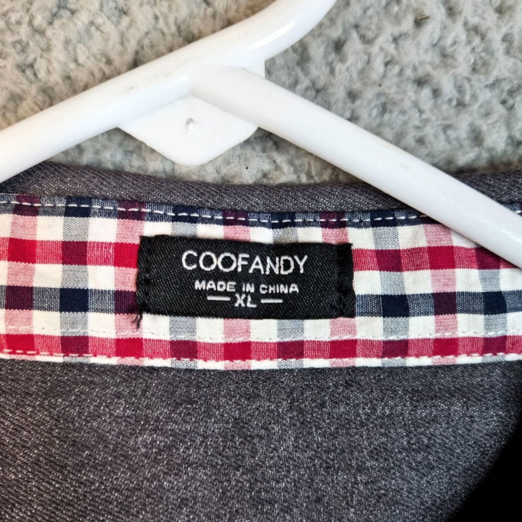 Vintage COOFANDY Men’s dark gray button down Long-Sleeve Shirt Size XL Size US XL / EU 56 / 4 - 3 Thumbnail