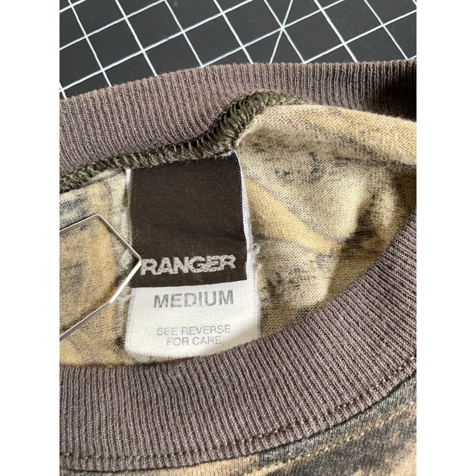 Vintage VTG Ranger Camo Long Sleeve Pocket T-Shirt Adult Small Wetlands Ranger Men Medium (Tag) Green Camouflage 50-50 Cotton-Polyester Size US S / EU 44-46 / 1 - 4 Thumbnail