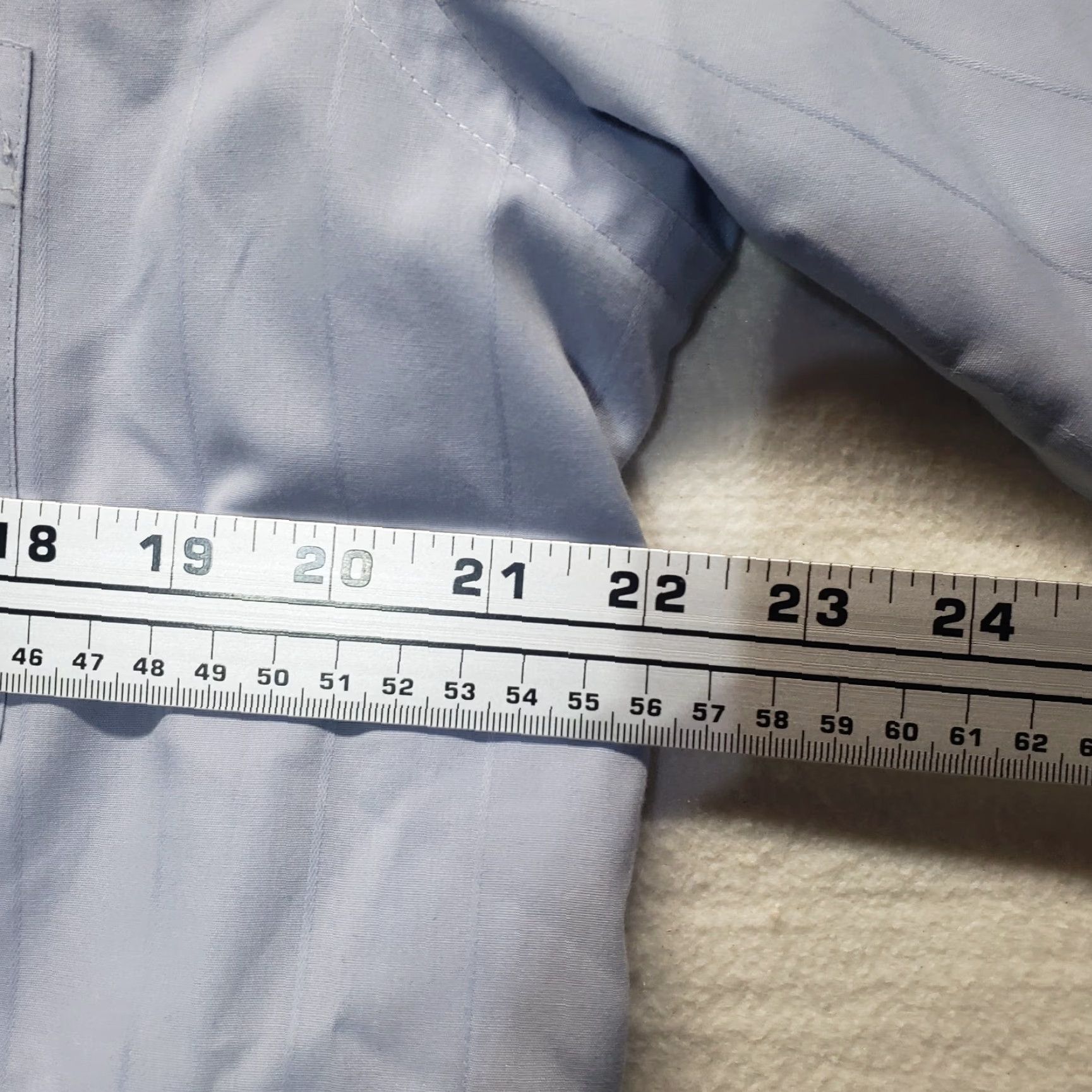 Van Heusen Van Heusen Shirt Blue 17 34/35 Button Up Short Sleeve Solid Adult Men Size US XL / EU 56 / 4 - 5 Thumbnail
