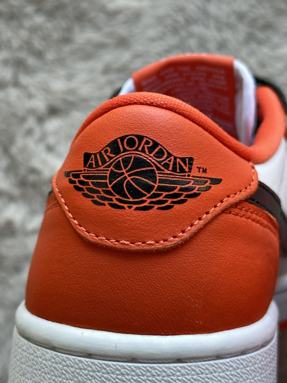 Jordan Brand Nike Air Jordan 1 Retro Low OG Starfish Sneakers 7US Size US 7 / IT 37 - 10 Thumbnail