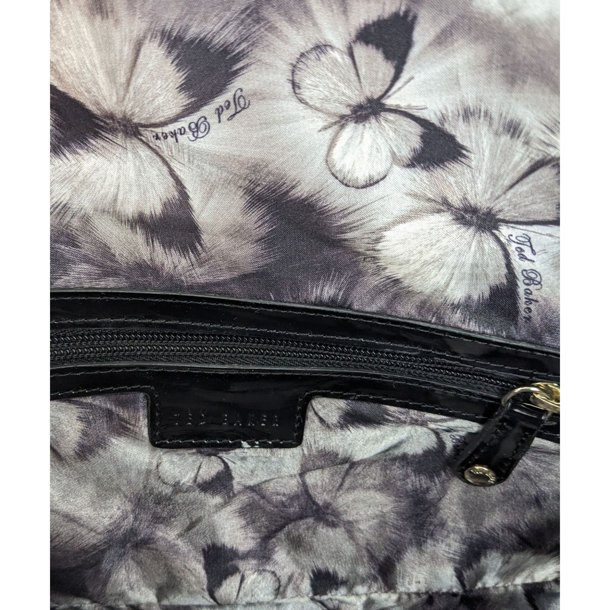 Ted Baker Ted Baker Black Patent Leather Quilted Clutch With Butterfly Size ONE SIZE - 4 Thumbnail