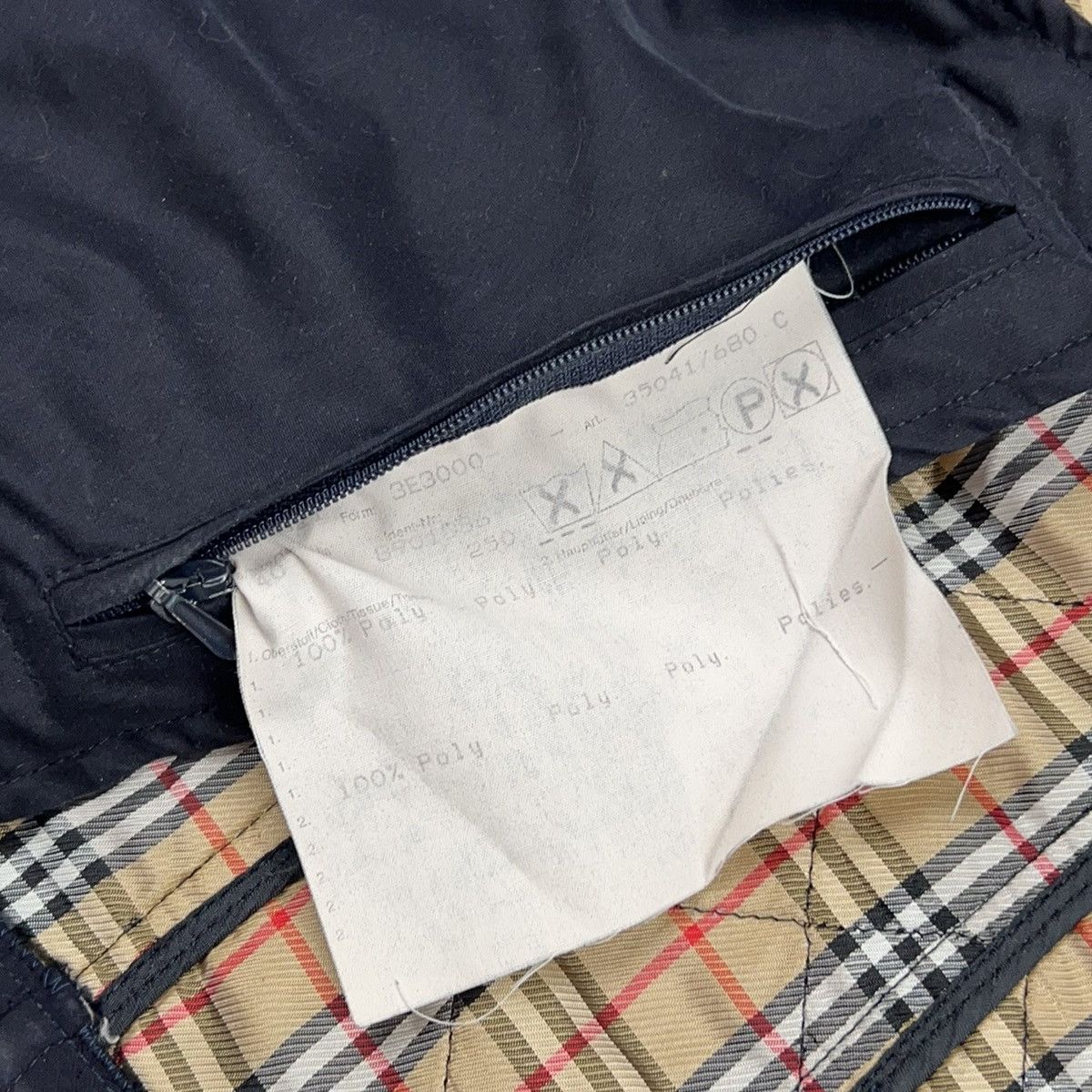 Burberry London Vintage Navy Nova Check Plaid Quilted Jacket