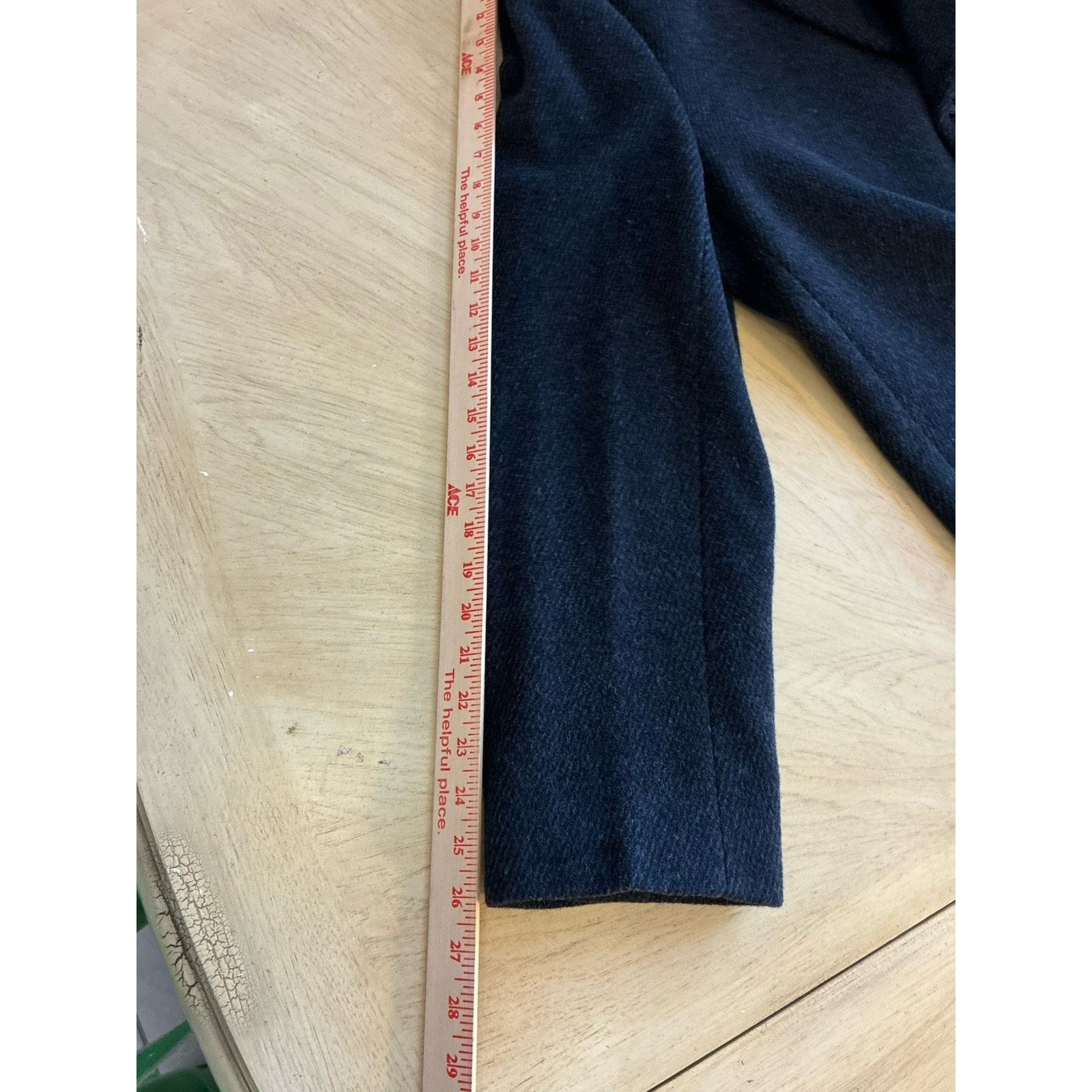 Hickey Freeman Hickey Freeman Gray Herringbone Wool Cashmere Overcoat 42R Size US S / EU 44-46 / 1 - 15 Thumbnail