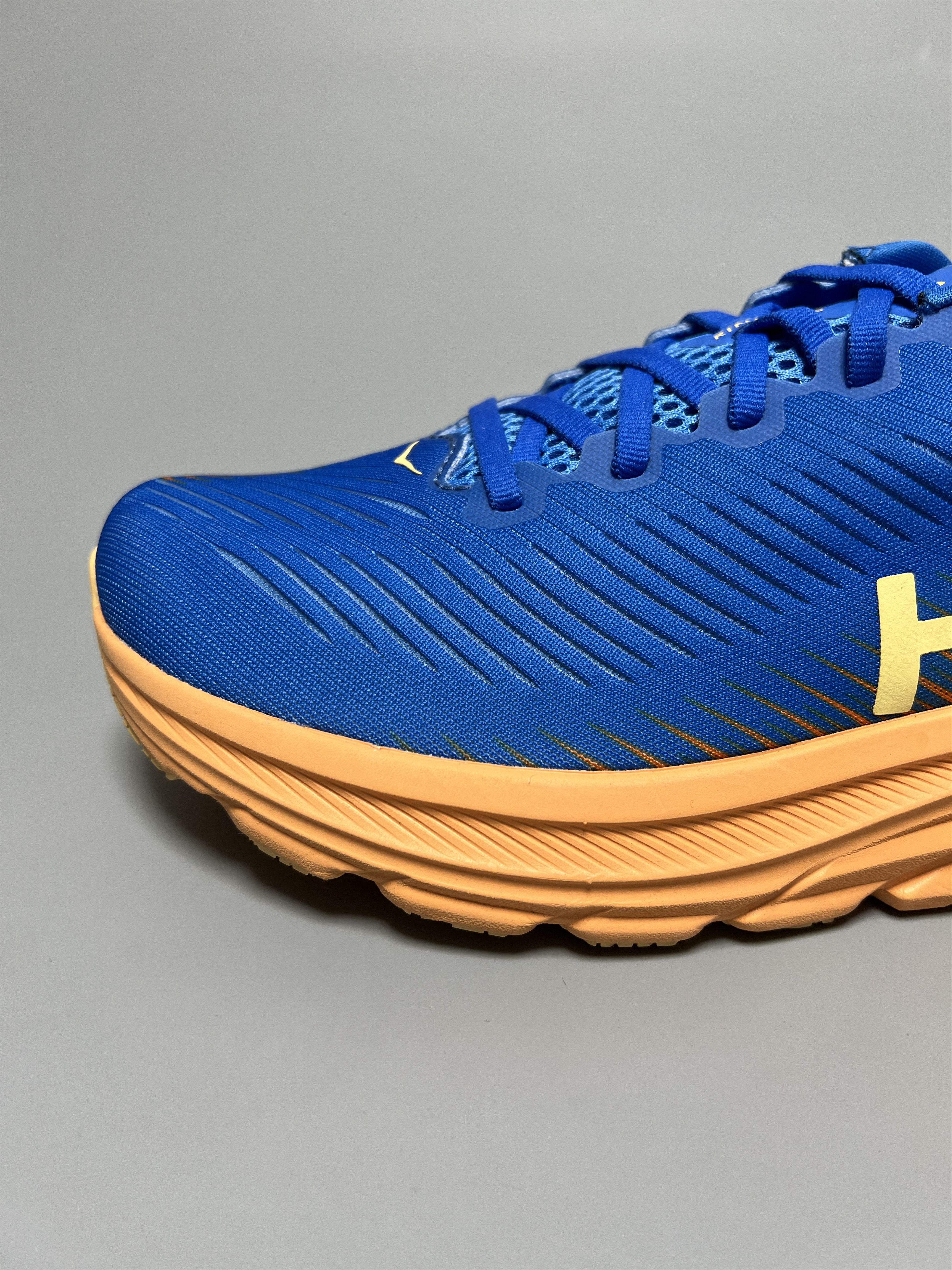 Hoka 8.5 EE Hoka One One Rincon 3 Wide Running Shoes Gym Walking Size US 8.5 / EU 41-42 - 8 Thumbnail