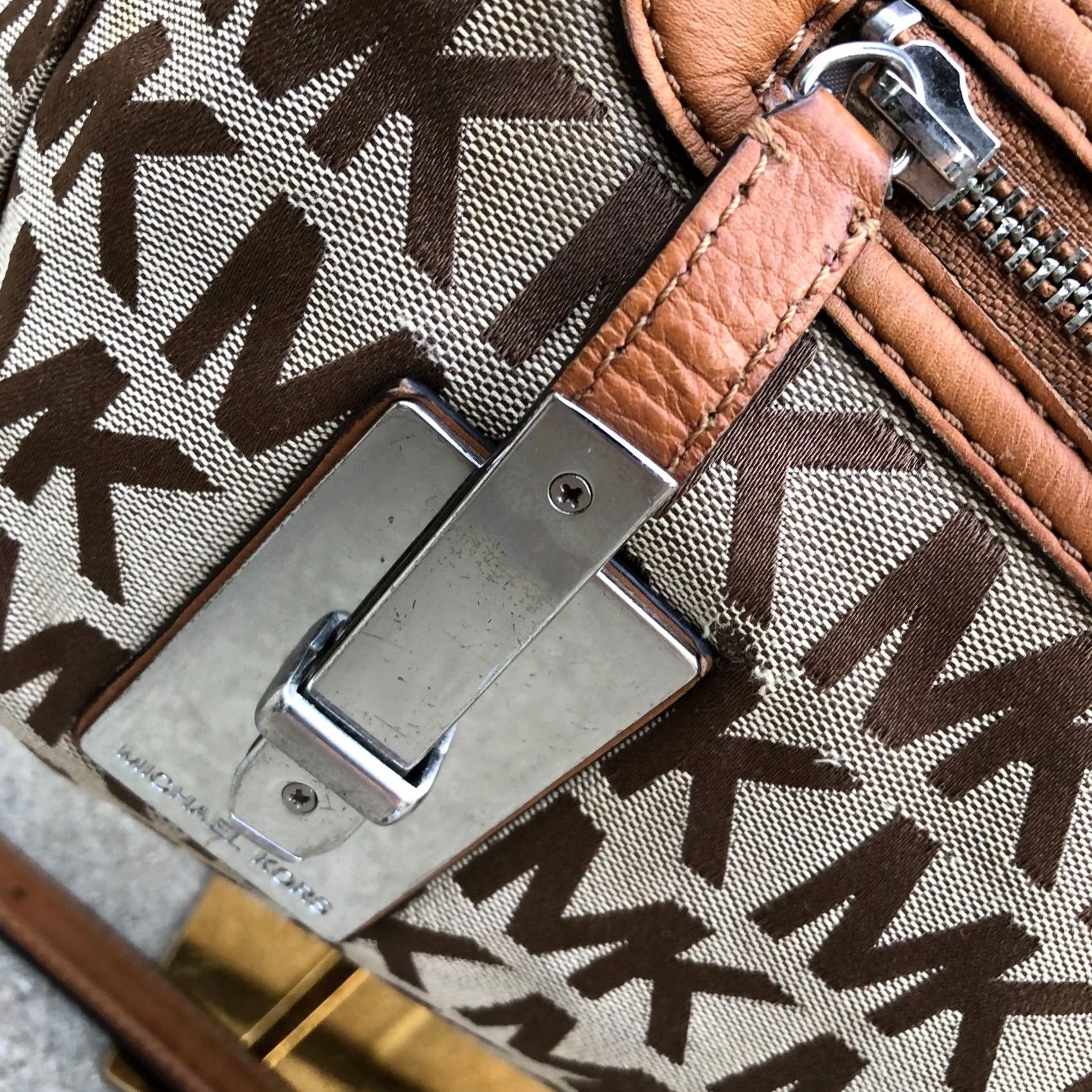 Michael Kors Michael Kors Bedford Crossbody Bag Canvas Leather Purse Brown Zipper Dome Monogram Women Large Size ONE SIZE - 6 Thumbnail