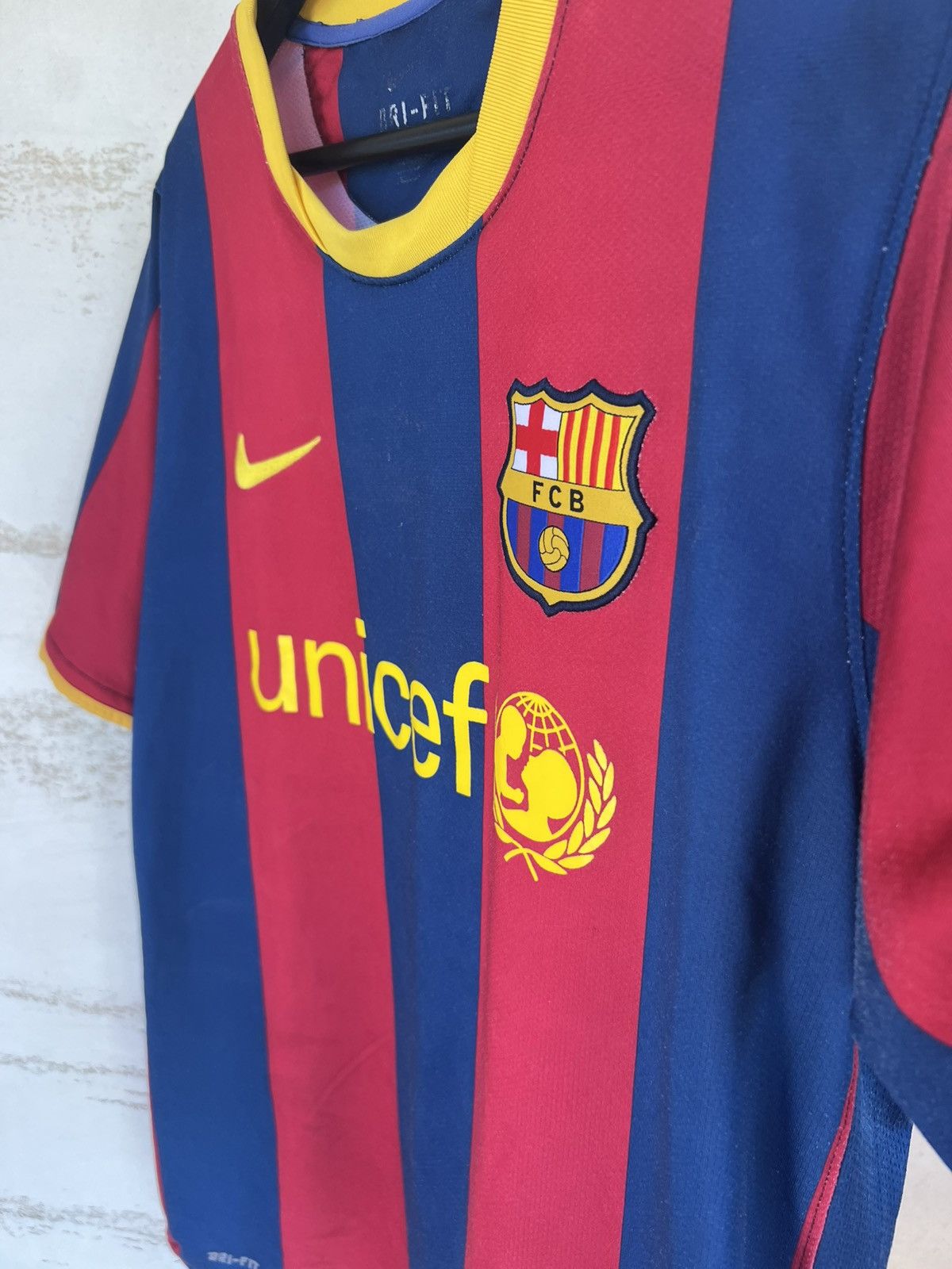 Nike ❤️💙VINTAGE FC.BARCELONA HOME JERSEY XAVI HYPE RARE BEST Size US M / EU 48-50 / 2 - 8 Thumbnail