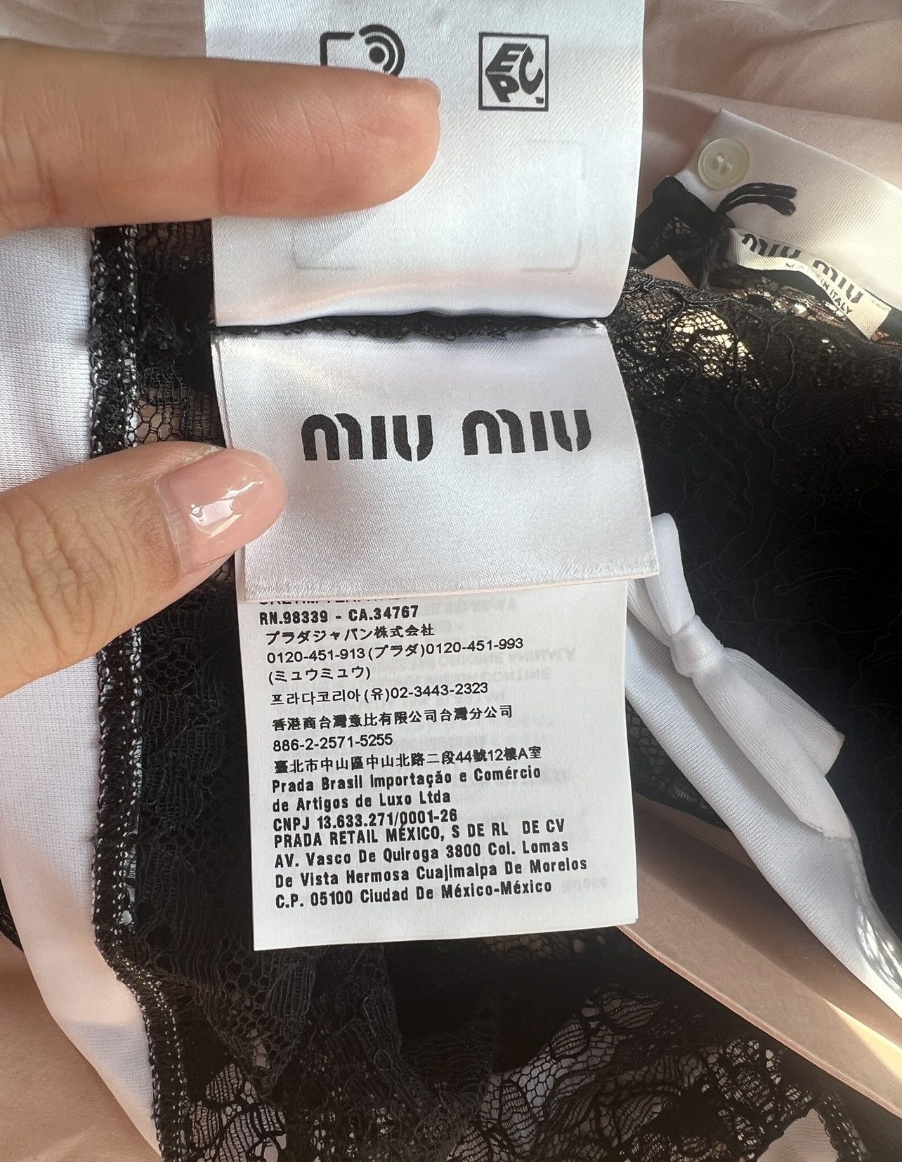 Miu Miu 🔥 Miu Miu logo long sleeeves tee lace cropped top Size M / US 6-8 / IT 42-44 - 9 Thumbnail