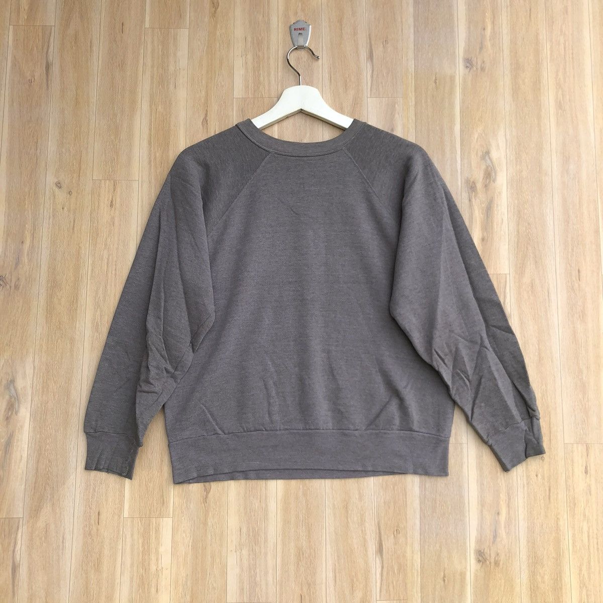 Vintage Vintage Lapine Surf American Wear Shop Surfboard Sweatshirt Size US S / EU 44-46 / 1 - 6 Thumbnail