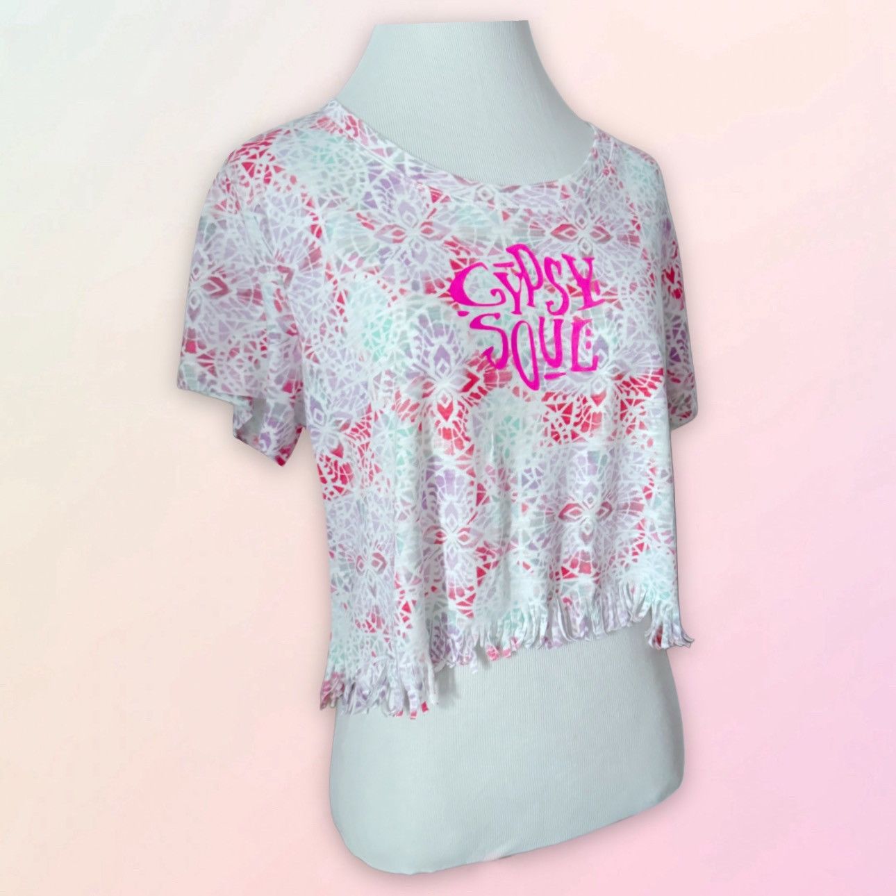 Aeropostale Gypsy Soul, Reworked, Kaleidoscope Print, Cropped Baby Tee Size S / US 4 / IT 40 - 1 Thumbnail