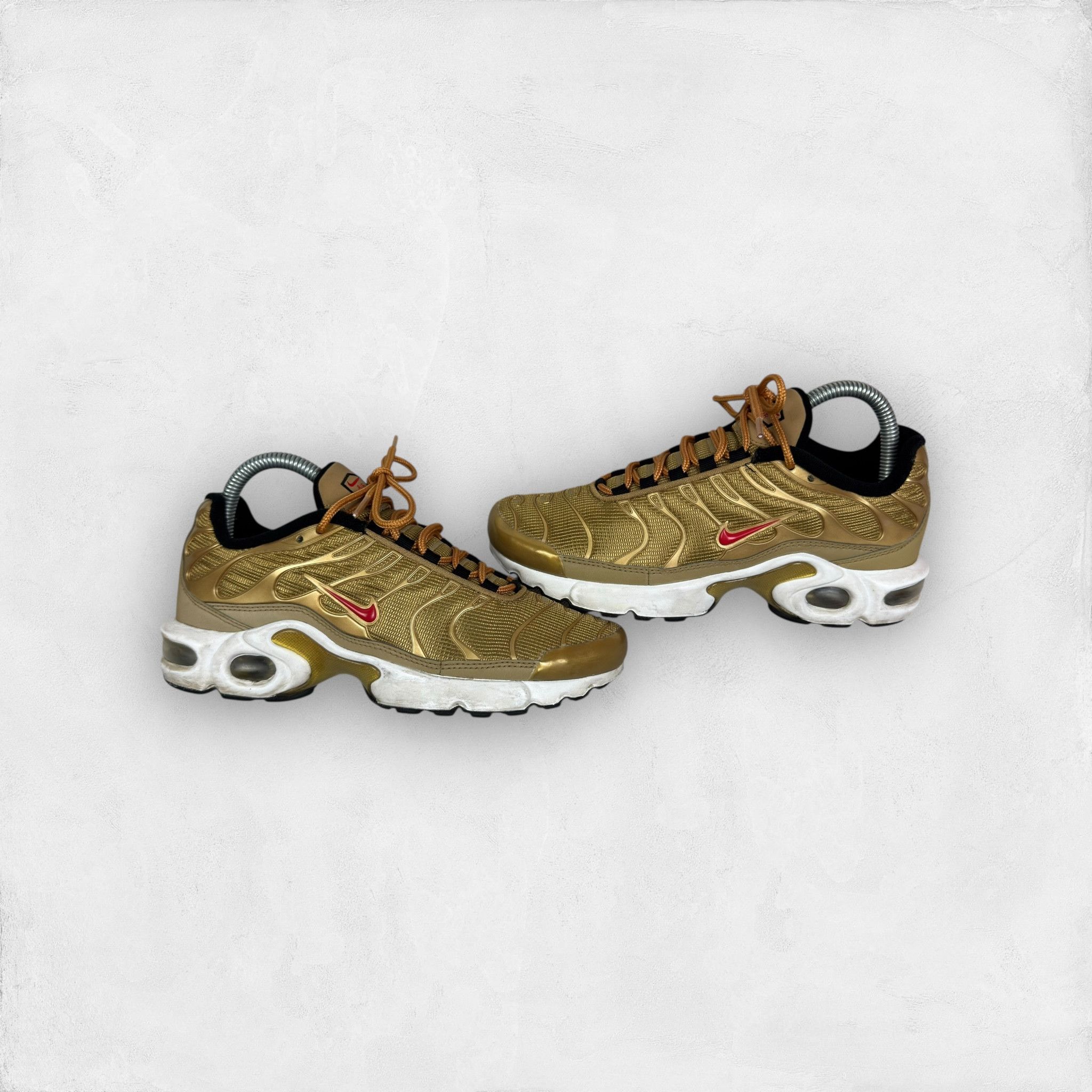 Nike Air Max Plus Ar0259-700 Gold Running Sneakers Shoes 5 in Yellow, Men's