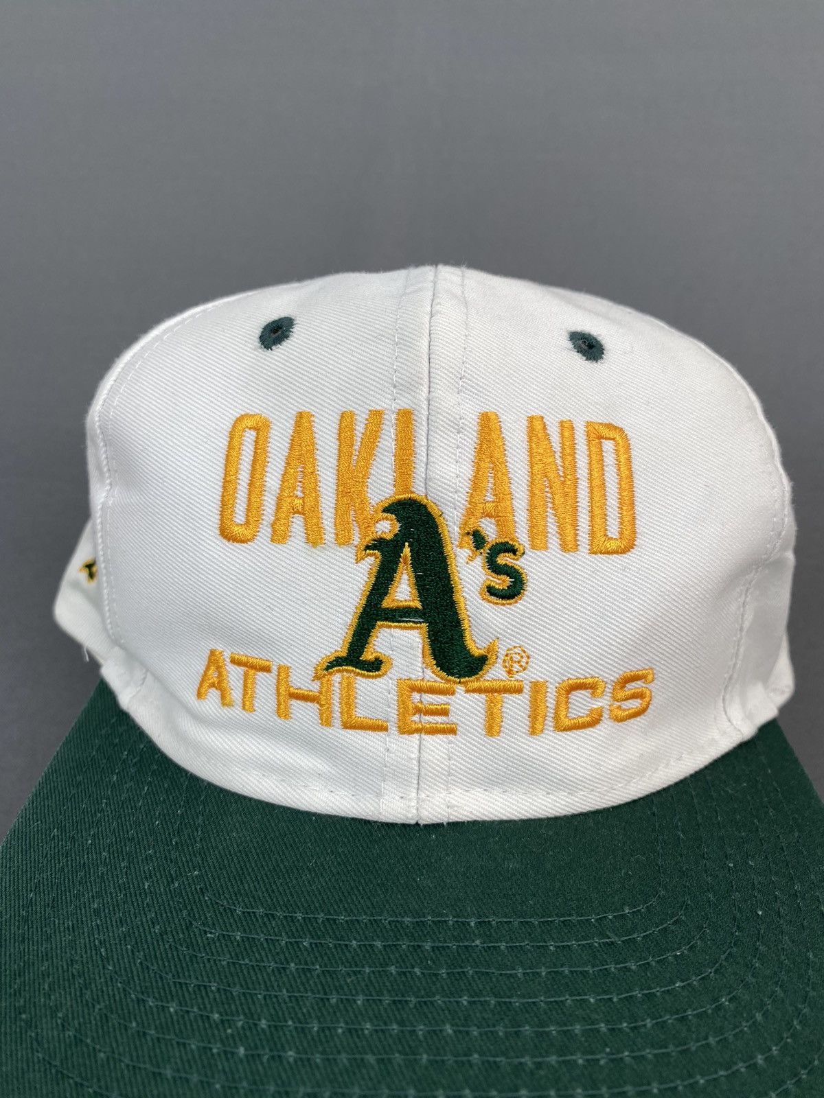 Vintage 1990’s Vintage Oakland Athletics Two Tone Snap Back Size ONE SIZE - 2 Thumbnail