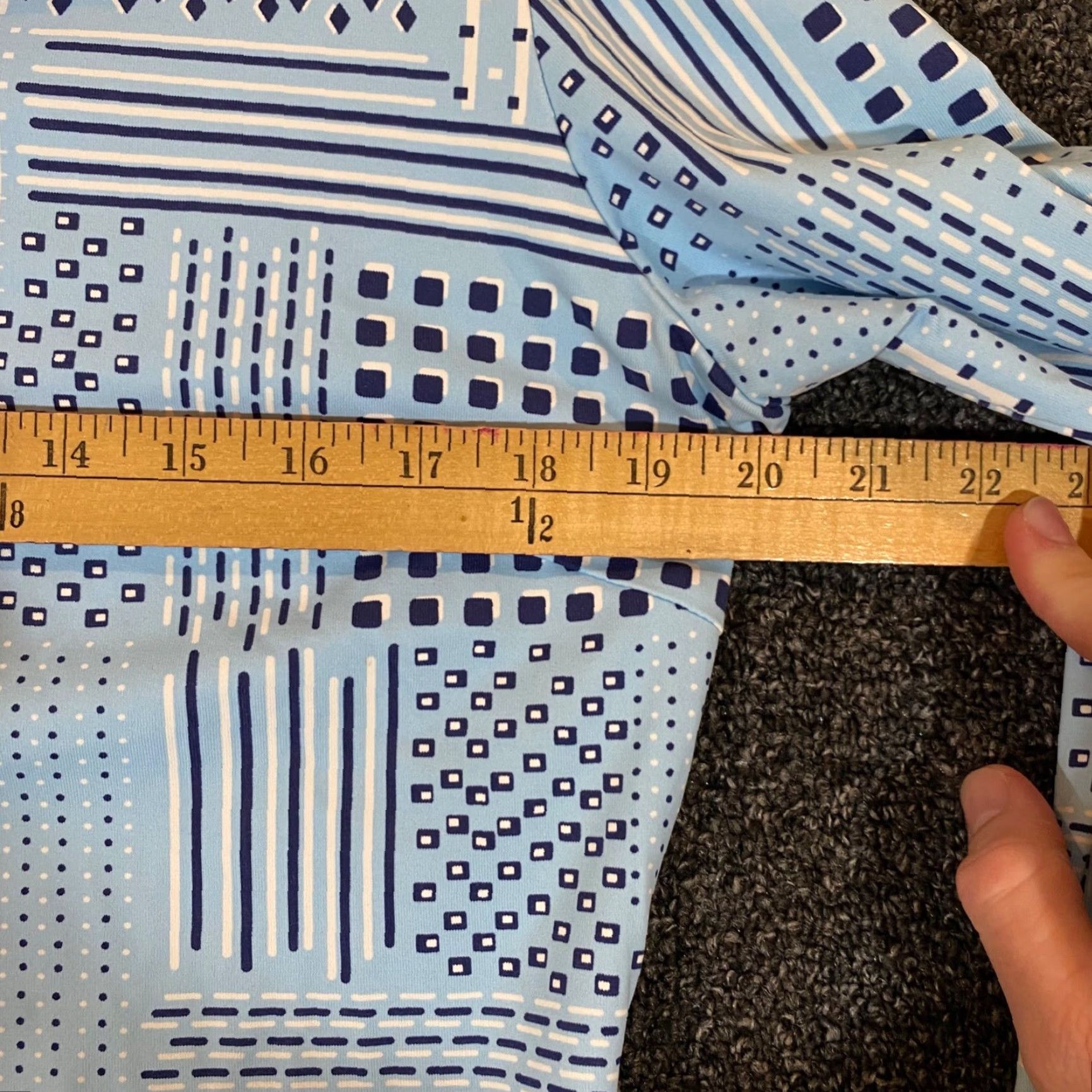 J.McLaughlin J. McLaughlin for Dillards Shirt Womens Large Blue Geometric Button Long Sleeve Size L / US 10 / IT 46 - 4 Thumbnail