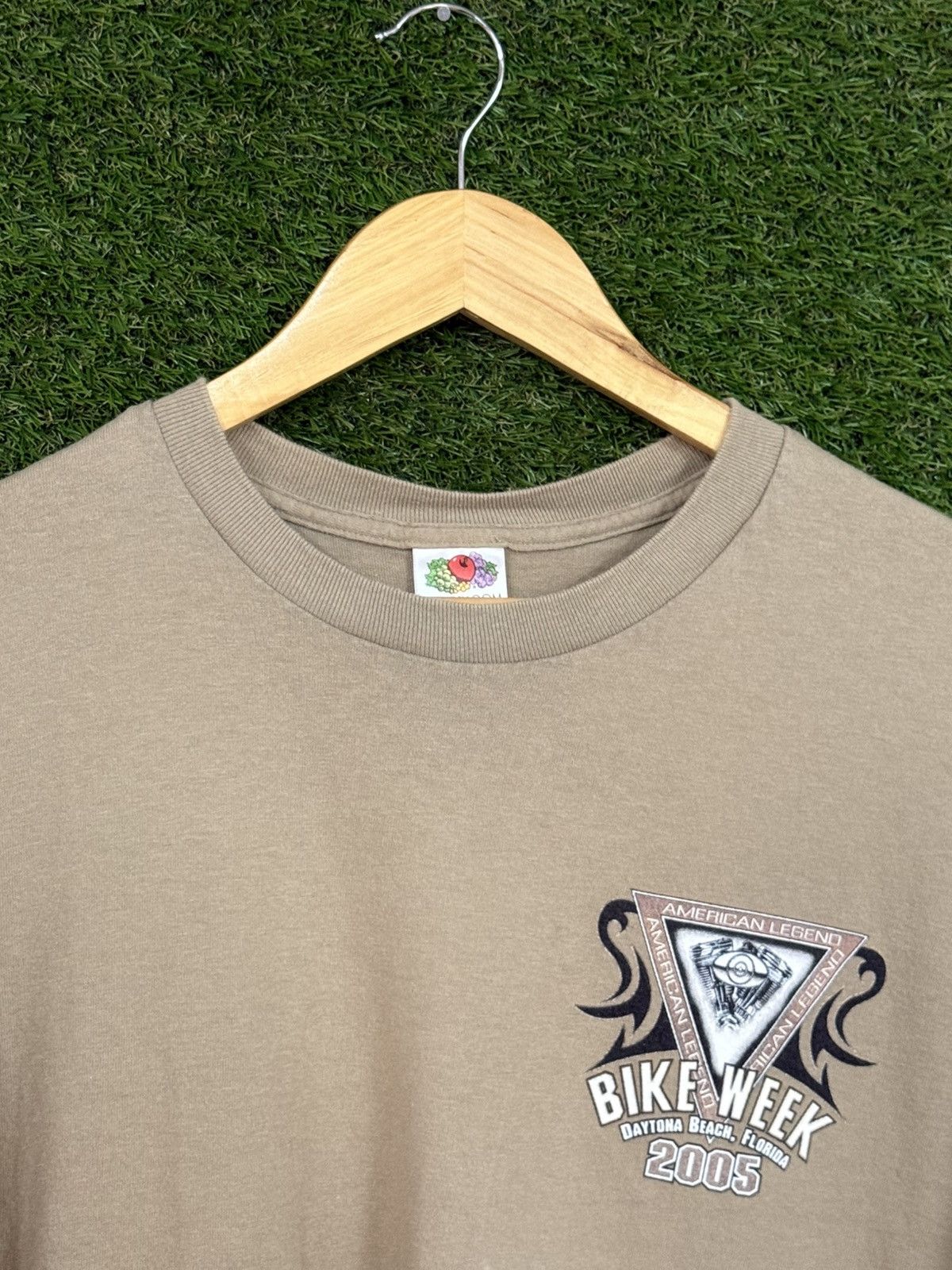Vintage Tribal Bike Week Daytona 2005 Heavyweight Fruit of Loom Tee Size US L / EU 52-54 / 3 - 3 Thumbnail