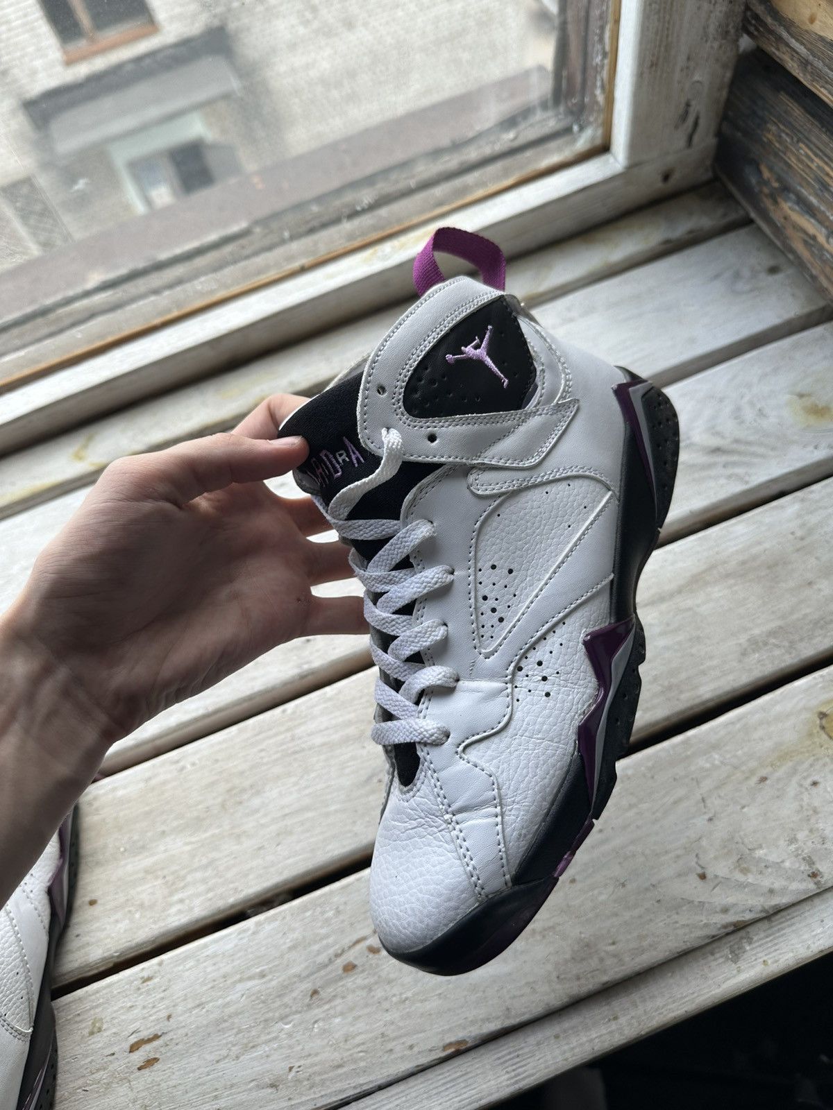 Nike 🚨NIKE AIR JORDAN 7 WHITE PURPLE WITH LOGO SHOES Size US 7 / EU 40 - 10 Thumbnail
