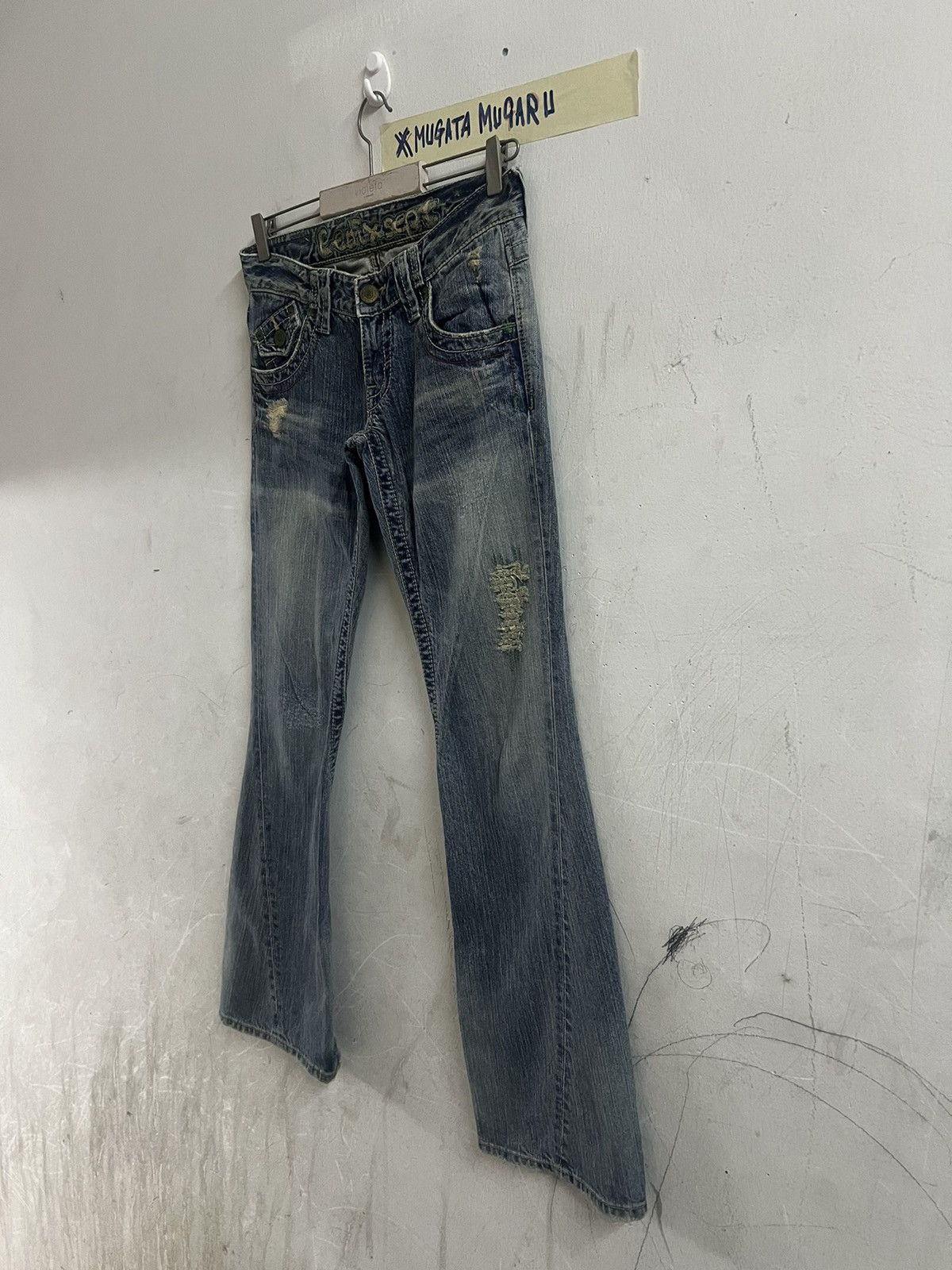 Designer × Japanese Brand FLARED LOW RISE SEVEN TEEN DISTRESSED DENIM PANT Size US 29 - 6 Thumbnail