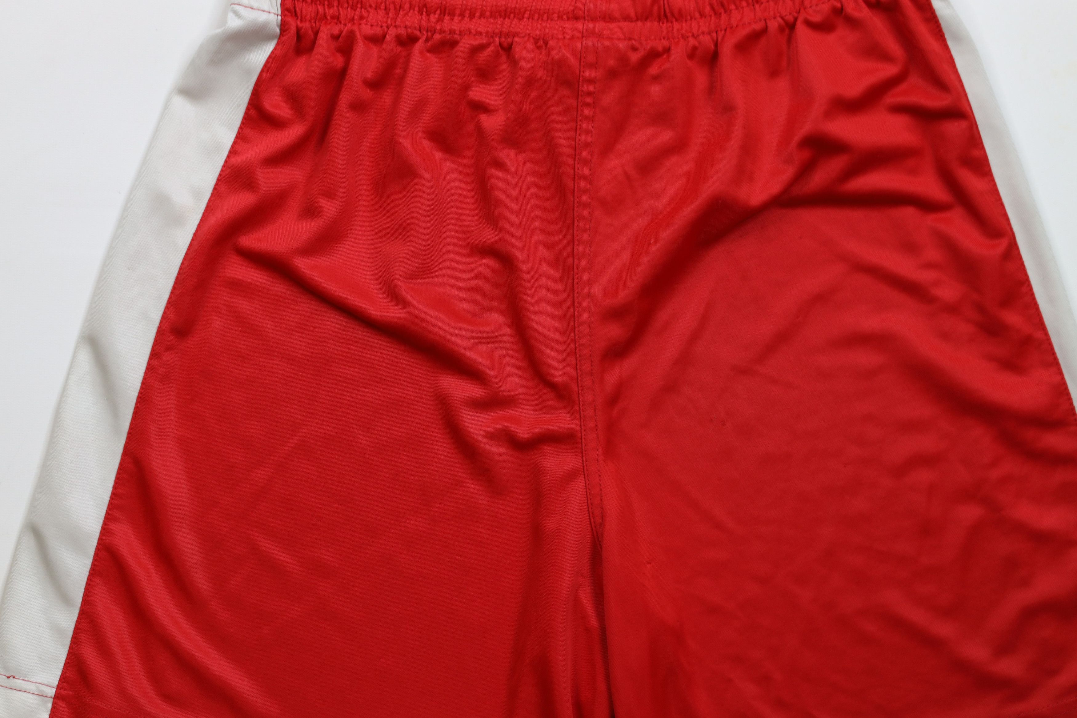 Vintage Vintage 90s Streetwear Running Jogging Soccer Shorts Red Size US 32 / EU 48 - 12 Thumbnail