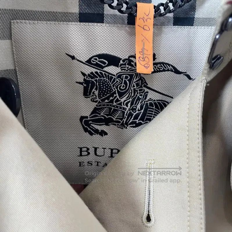 Burberry Burberry Women's Khaki Cotton Trench Coat. Size M / US 6-8 / IT 42-44 - 4 Thumbnail