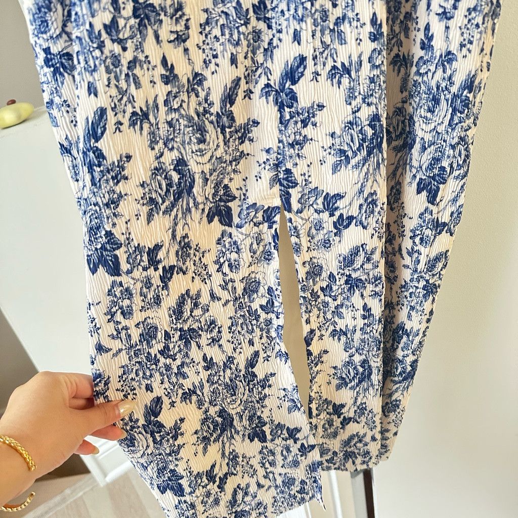 Zara Blue Porcelain Floral Slip Dress size S Size S / US 4 / IT 40 - 12 Thumbnail