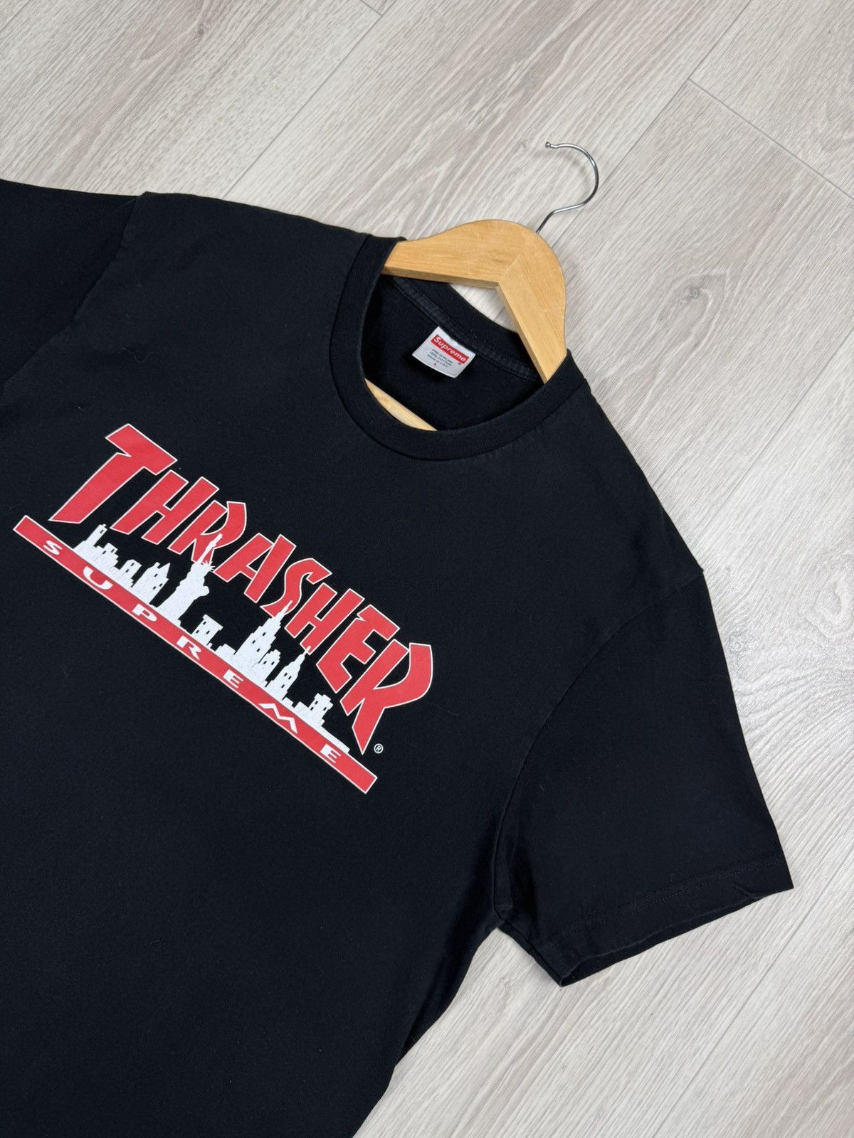 Supreme × Thrasher SUPREME × THRASHER Skyline Tee FW21 Size L Size US L / EU 52-54 / 3 - 2 Thumbnail