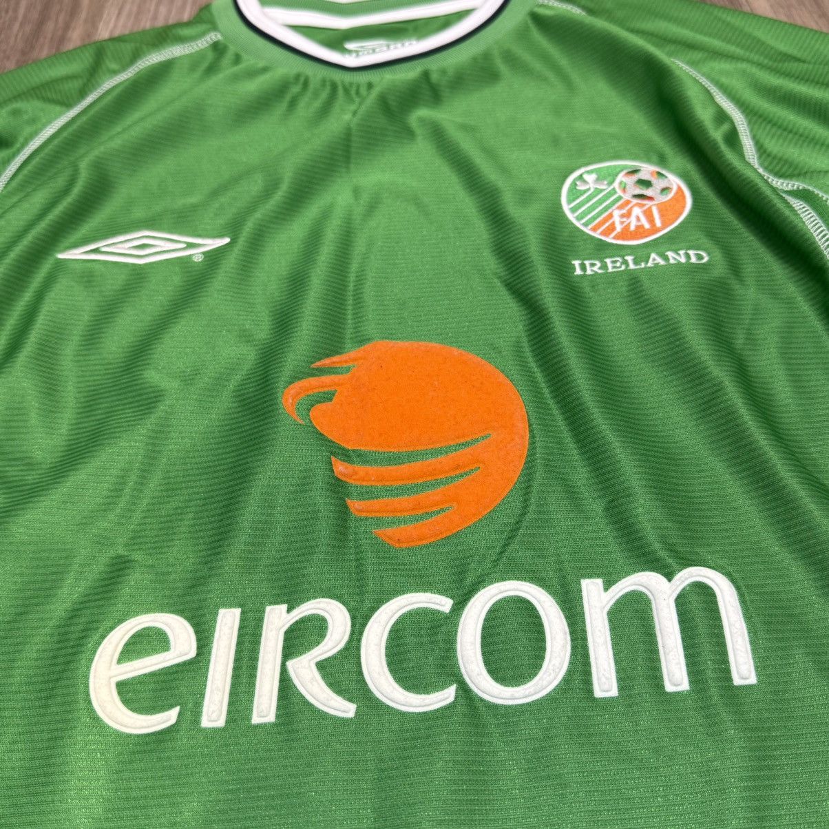 Umbro Ireland 02/03 home shirt Size US M / EU 48-50 / 2 - 3 Thumbnail