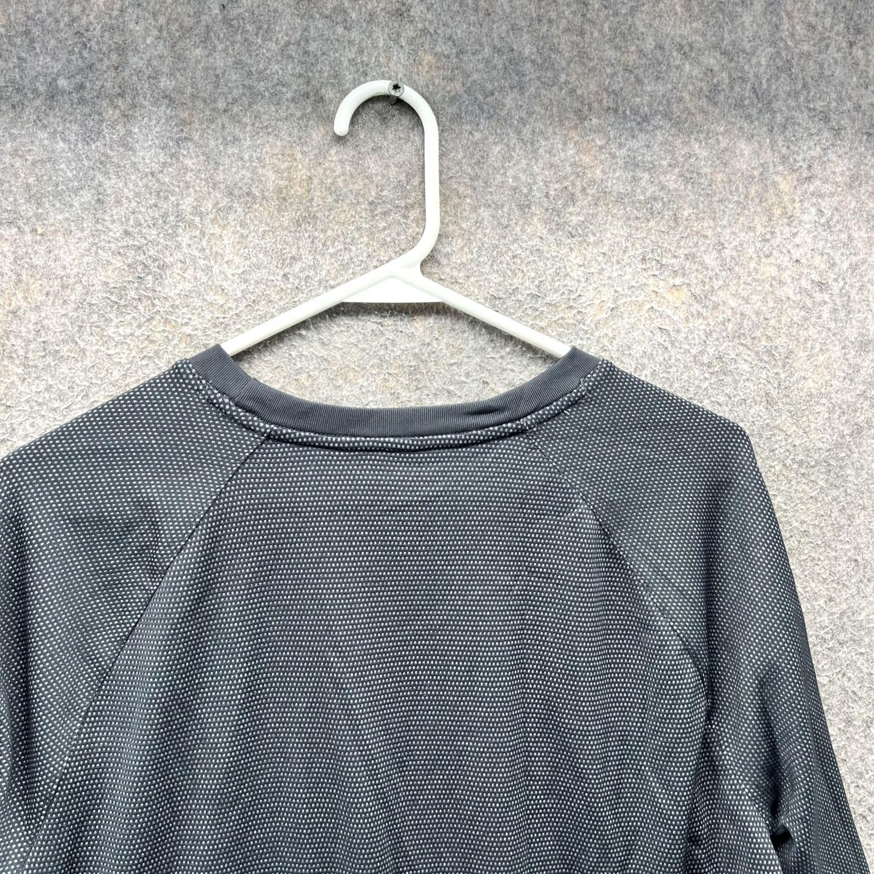 Champion Champion Shirt Mens M Gray Long Sleeve Performance Crewneck Size US M / EU 48-50 / 2 - 3 Thumbnail