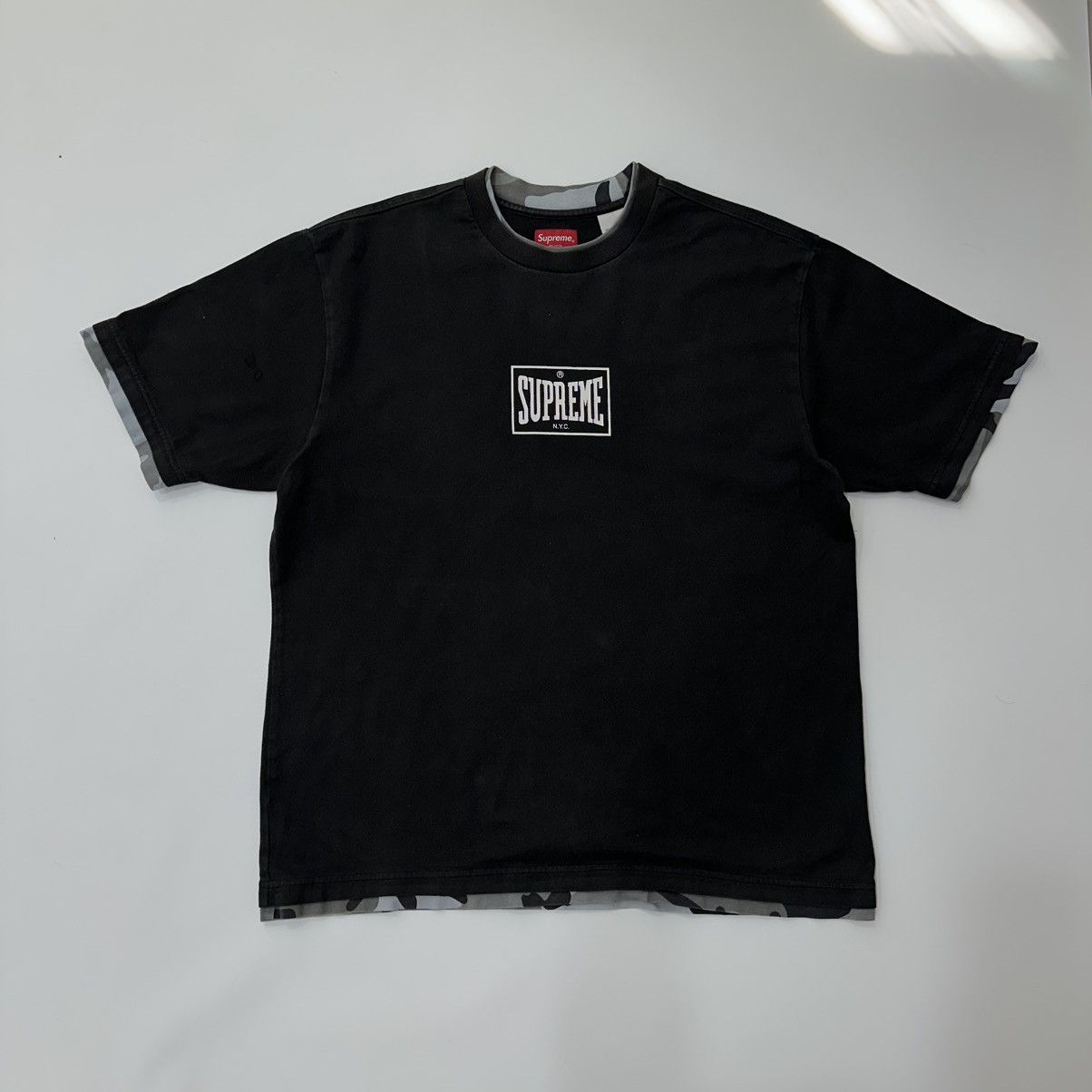 Supreme Supreme Layered 2022 S/S Top Everlast Tee black and camo Size US M / EU 48-50 / 2 - 2 Thumbnail
