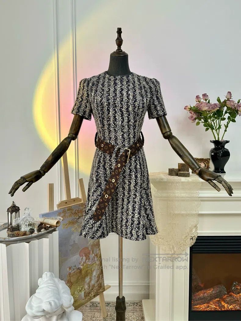 Louis Vuitton Louis Vuitton Tweed Heavy Duty Dress Size XS / US 0-2 / IT 36-38 - 3 Thumbnail