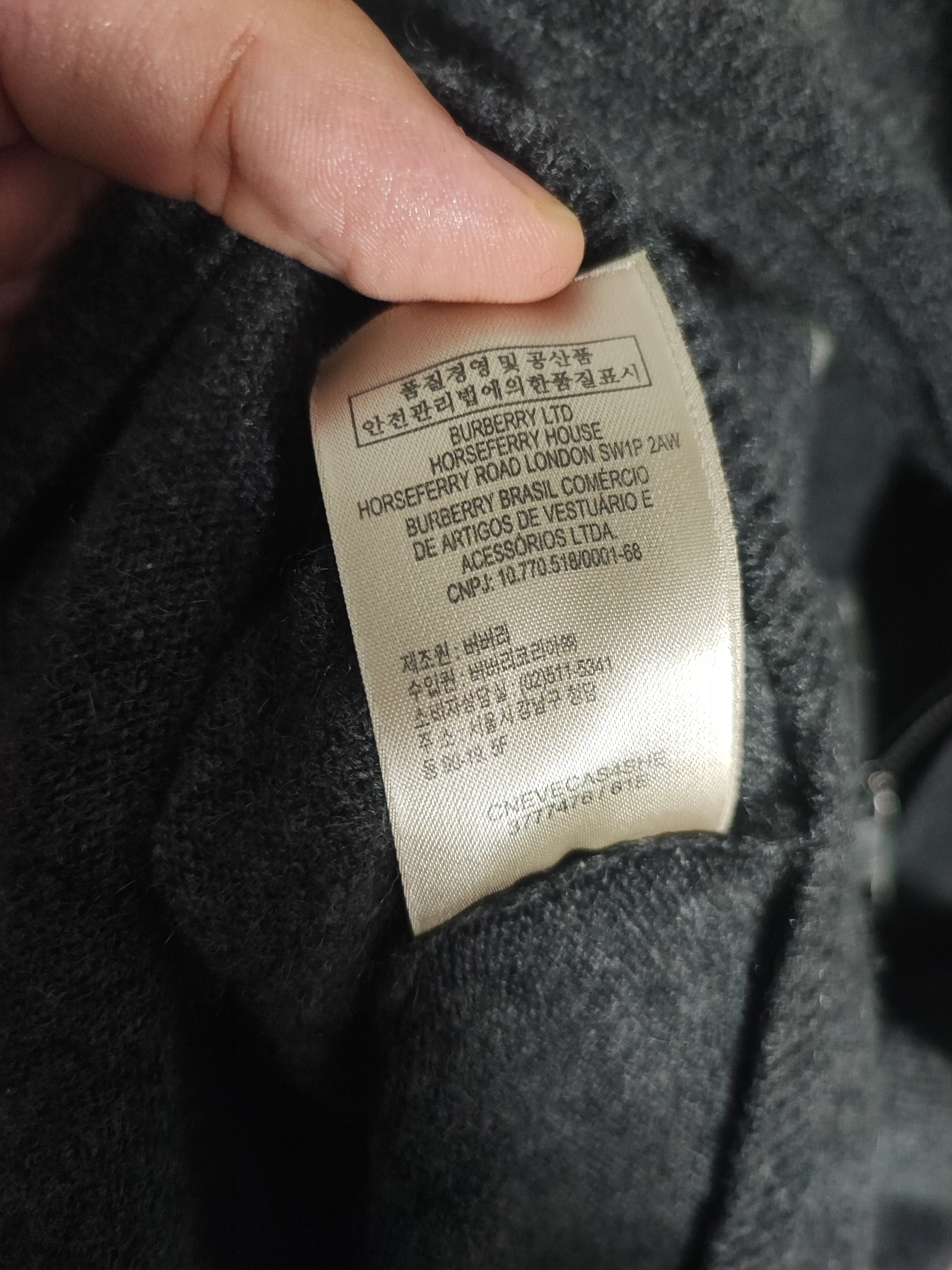 Burberry 🔥Hooded Burberry Vest Size M 100% Cashmere🔥 Size US M / EU 48-50 / 2 - 10 Thumbnail