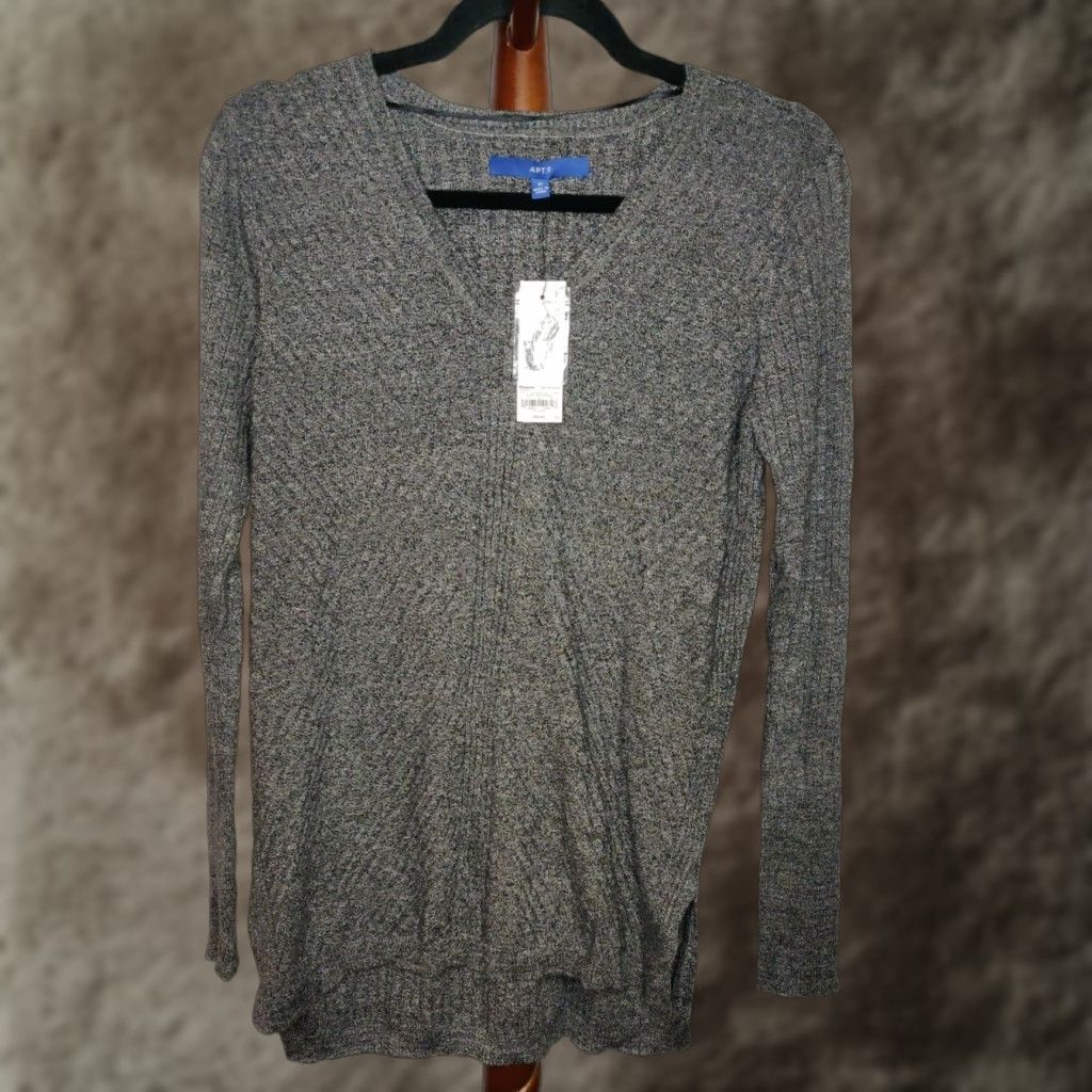 Women's Pullover Sweater Size M Gray Heather V-Neck Long