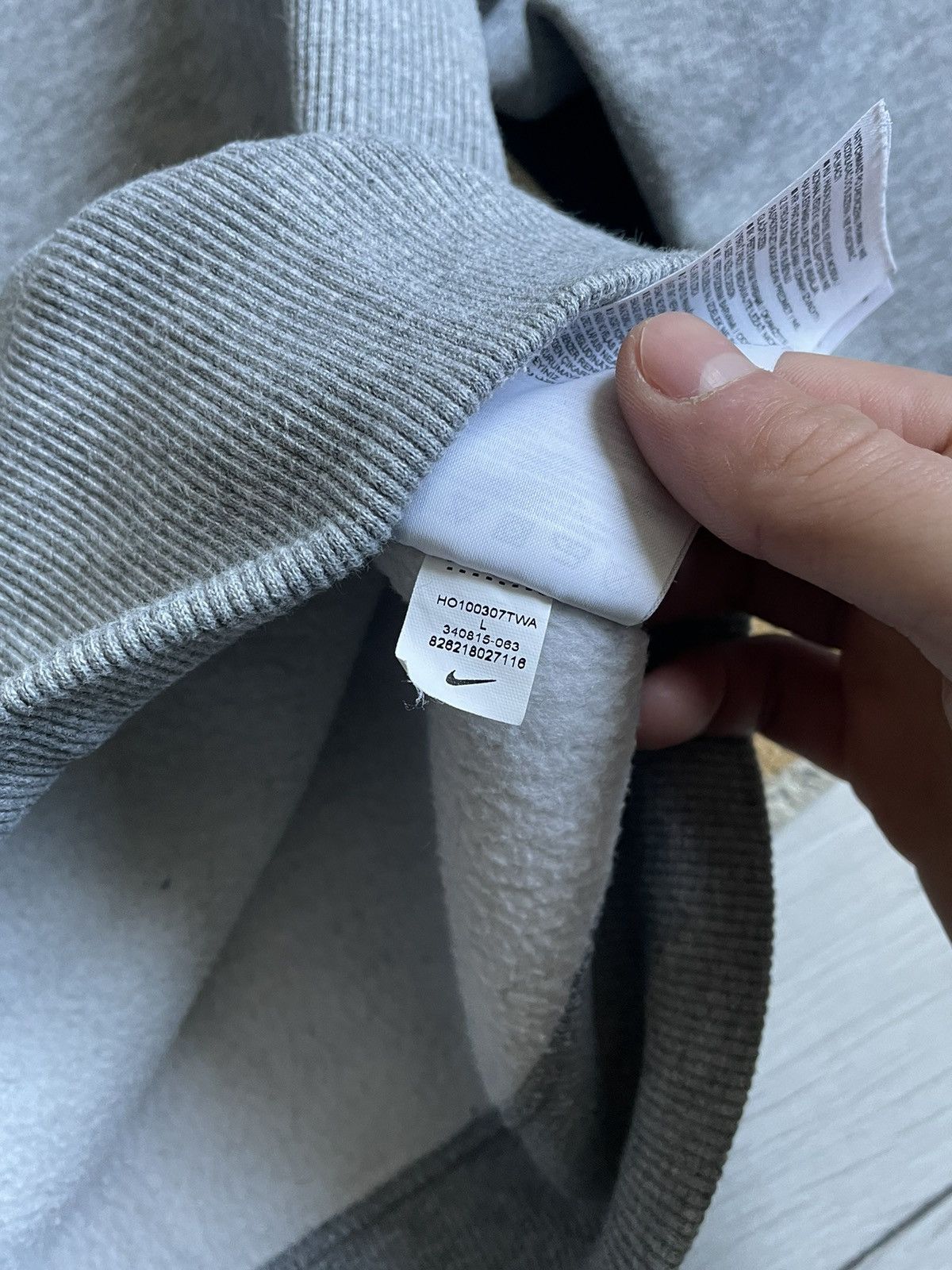 Nike × Vintage Vintage Nike Basic Logo Swoosh Hoodie Size US L / EU 52-54 / 3 - 9 Thumbnail