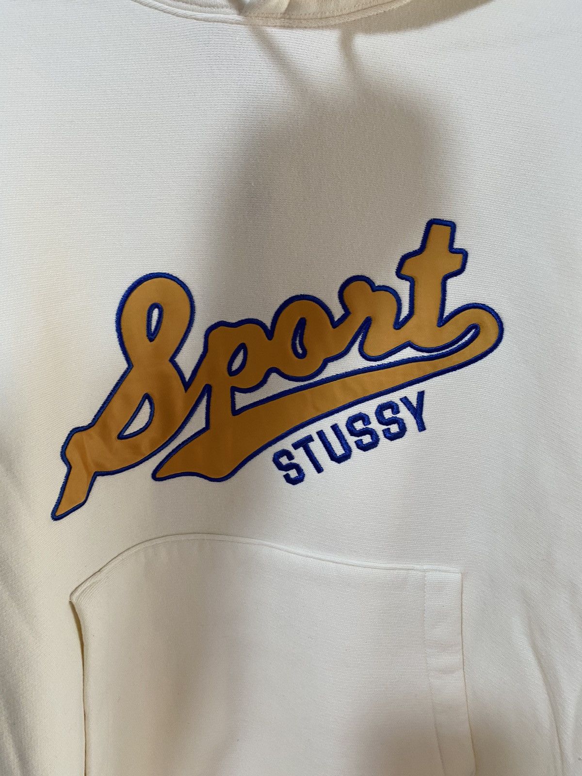 Stussy Stüssy Satin Patch White Sweatshirt with New Front Patch Size US XL / EU 56 / 4 - 4 Thumbnail