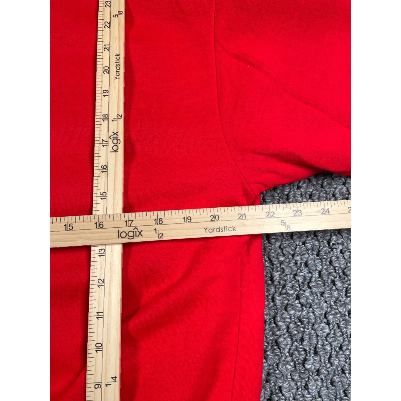 Vintage Vintage VTG 90s Reversible Geometric Pattern Fleece Sweatshirt Women's Large Red Aztec Size L / US 10 / IT 46 - 7 Thumbnail