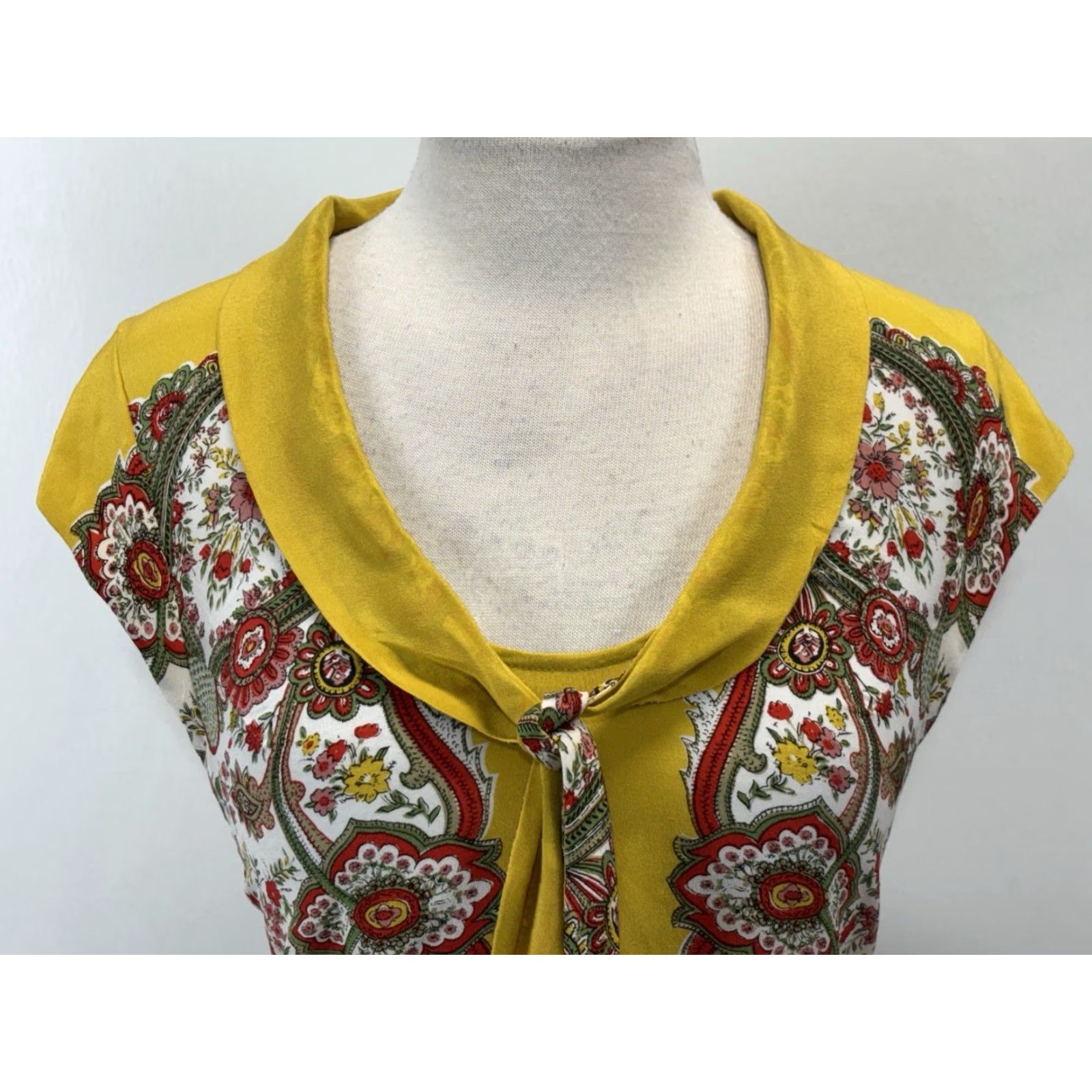 Vintage VINTAGE Maeve by Anthropologie Silk Blouse Mustard Scarf Print Size 2 Womens" Size XS / US 0-2 / IT 36-38 - 5 Thumbnail